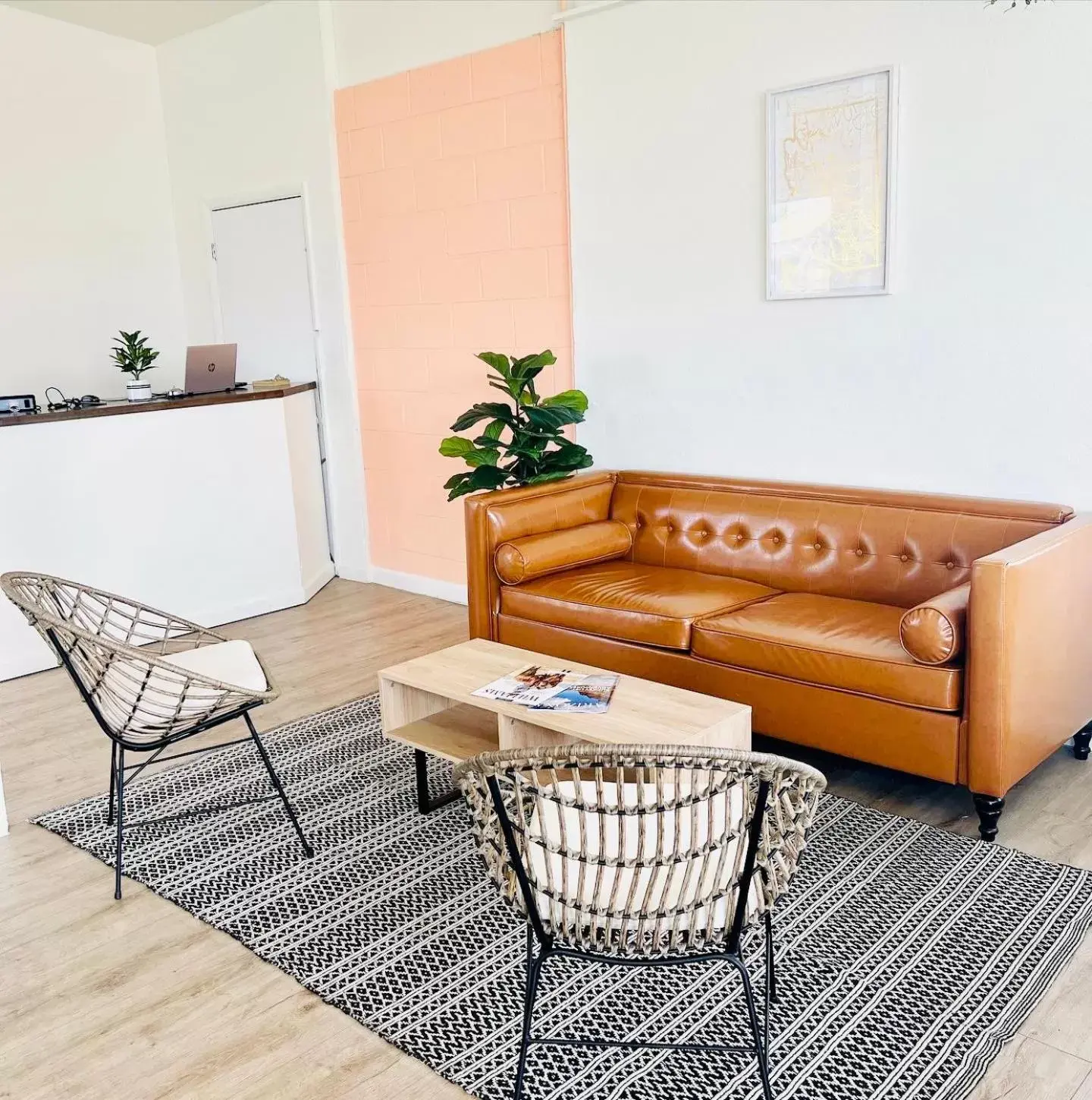 Lobby or reception in The Postcard Motel Lobby or reception in The Postcard Motel