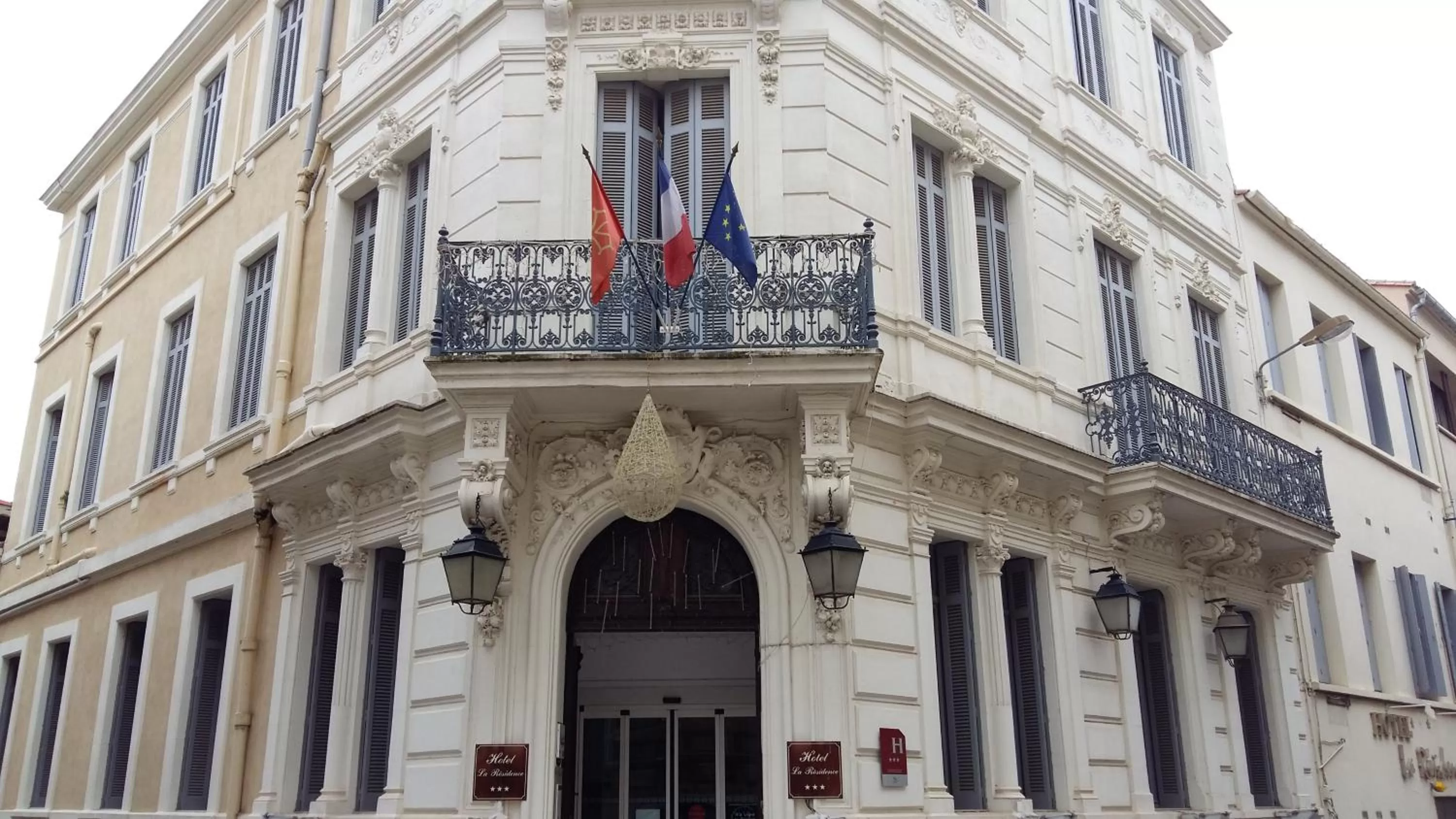 Facade/entrance in Hôtel La Résidence