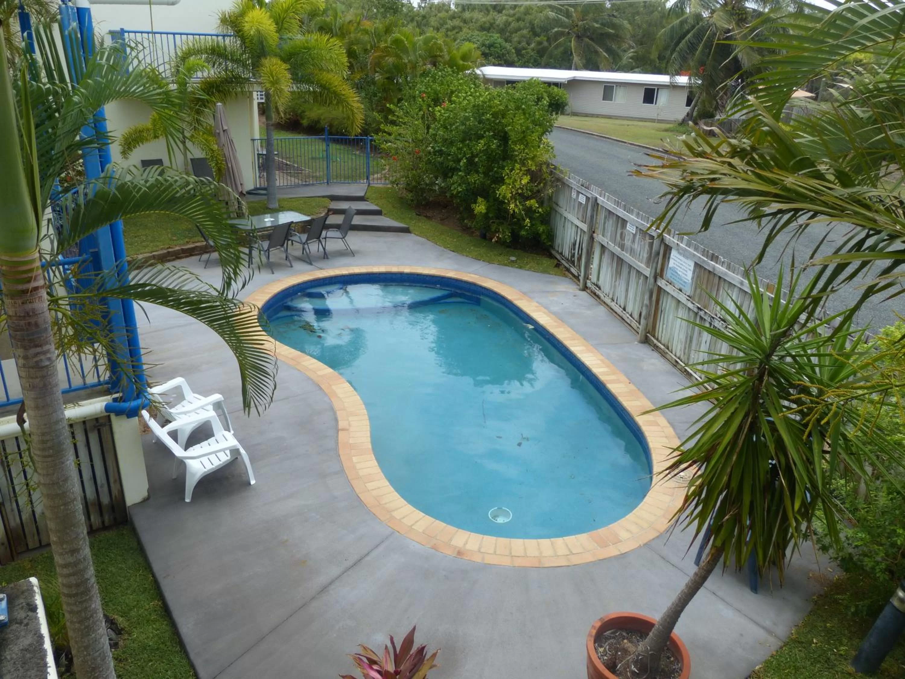 Pool view in Mackay Seabreeze Apartments