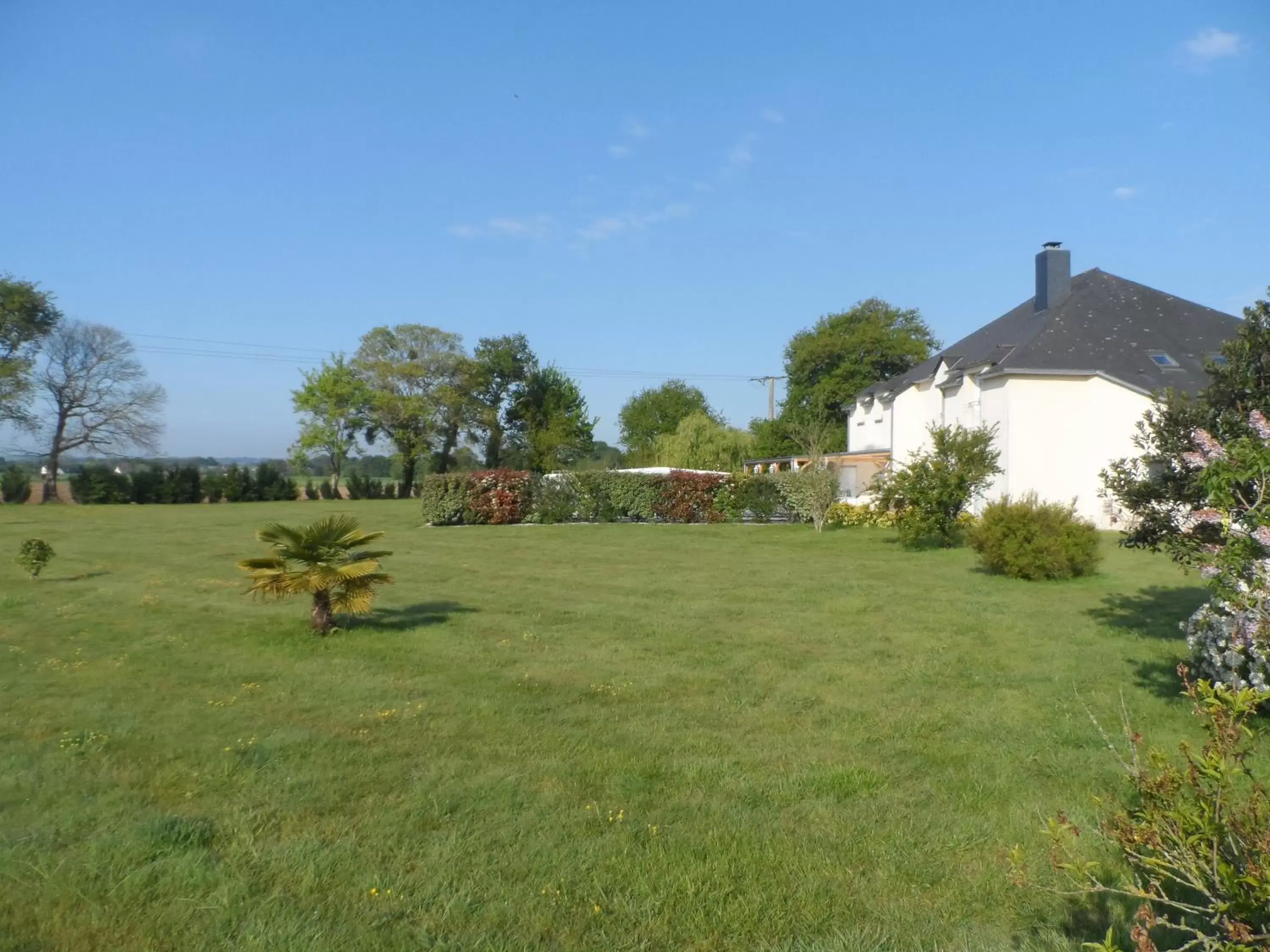 Property building, Garden in Cafecouet'Breizh