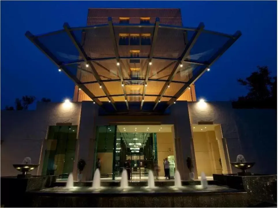 Property building in Blue Diamond Pune IHCL SeleQtions Property building in Blue Diamond Pune IHCL SeleQtions