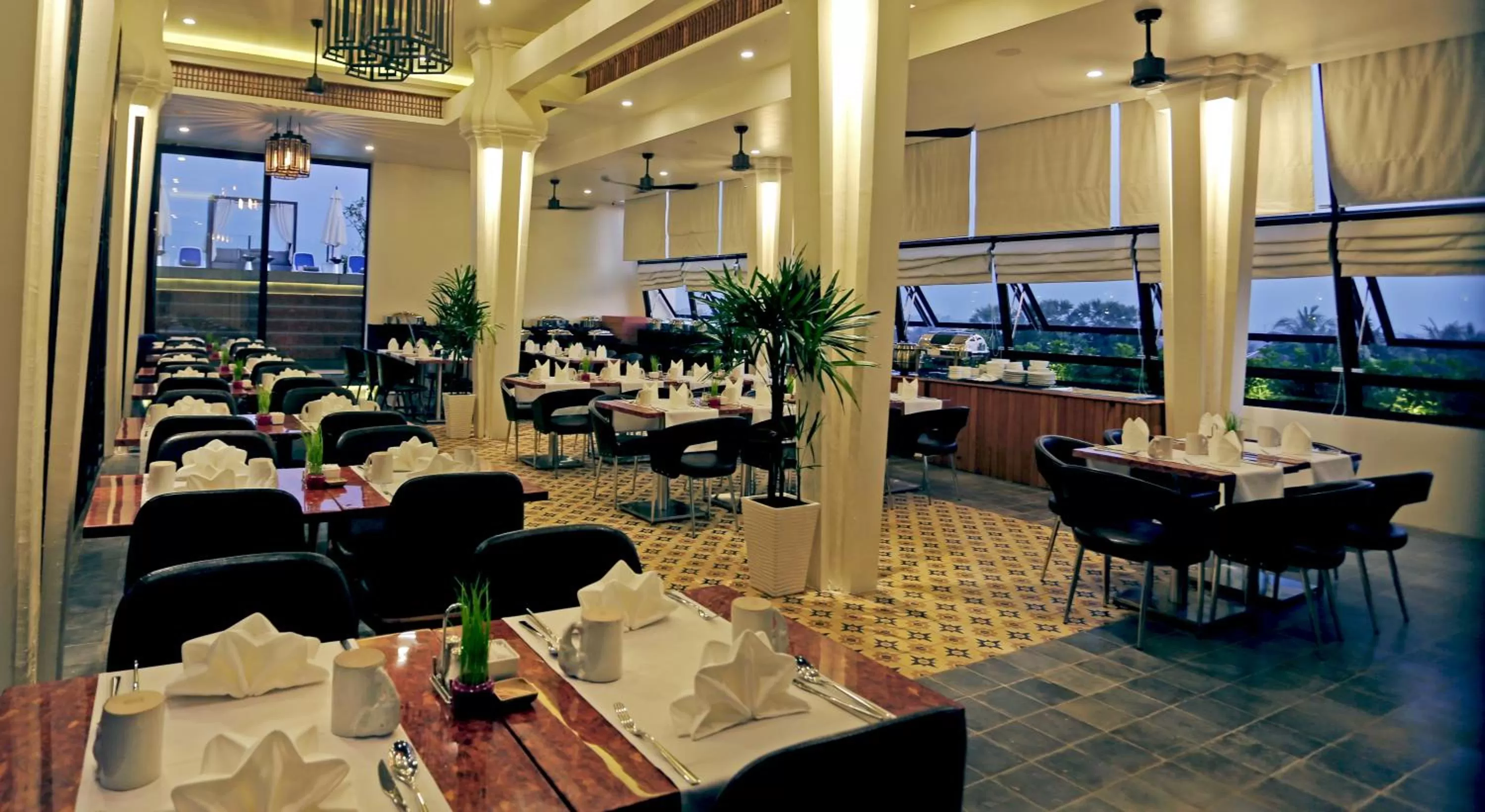 Breakfast in HARI Residence & Spa