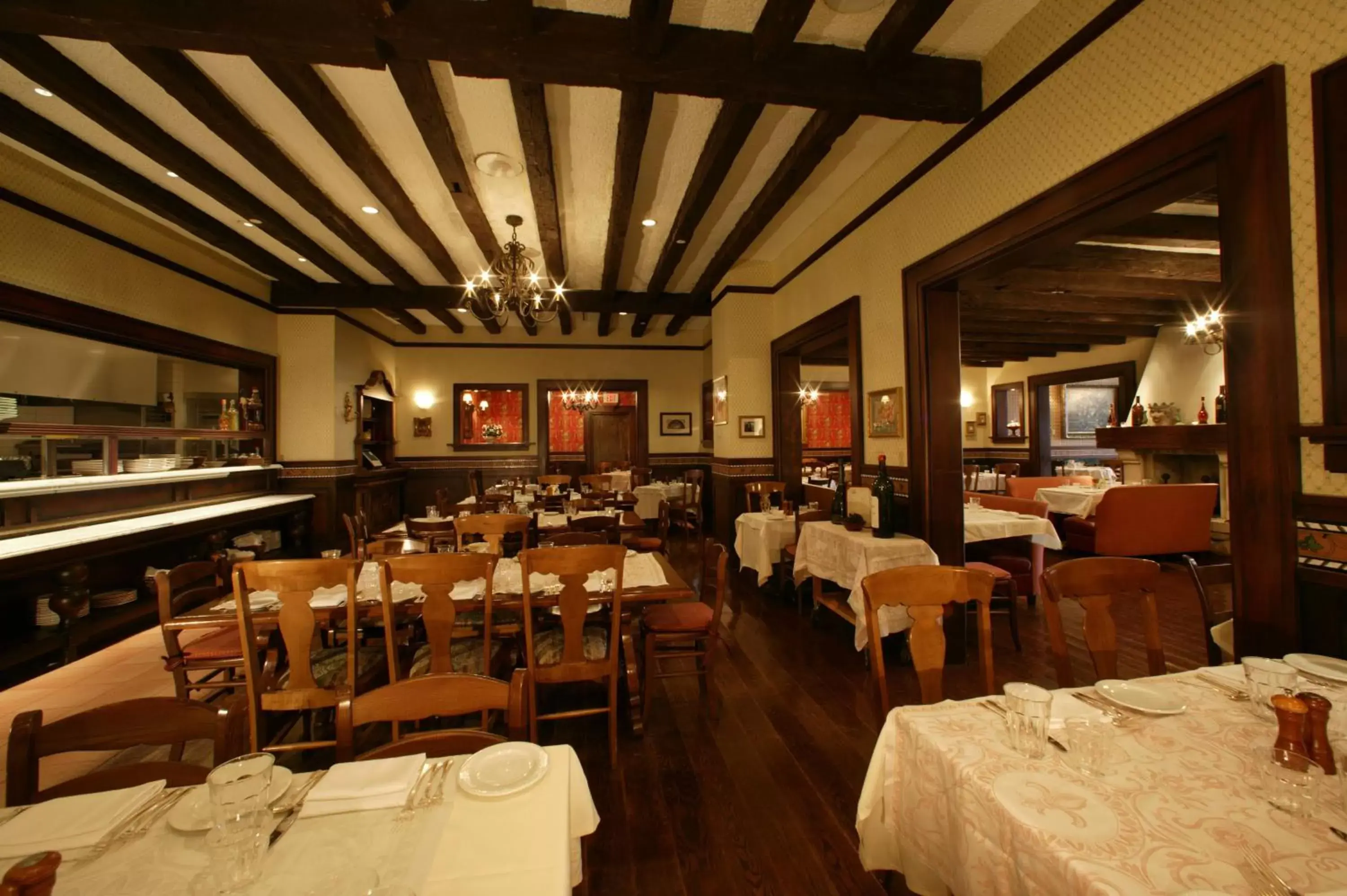 Restaurant/Places to Eat in Universal's Loews Portofino Bay Hotel