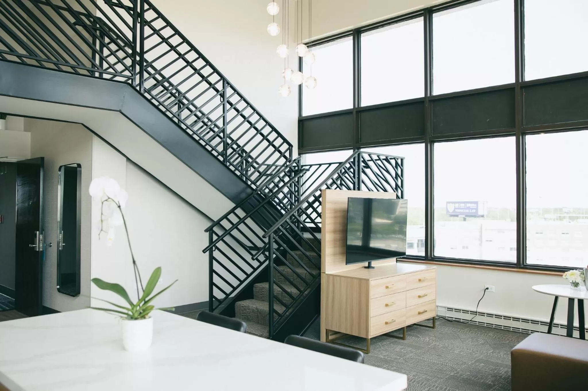 Photo of the whole room, Bed in Staybridge Suites Chicago O'Hare - Rosemont by IHG