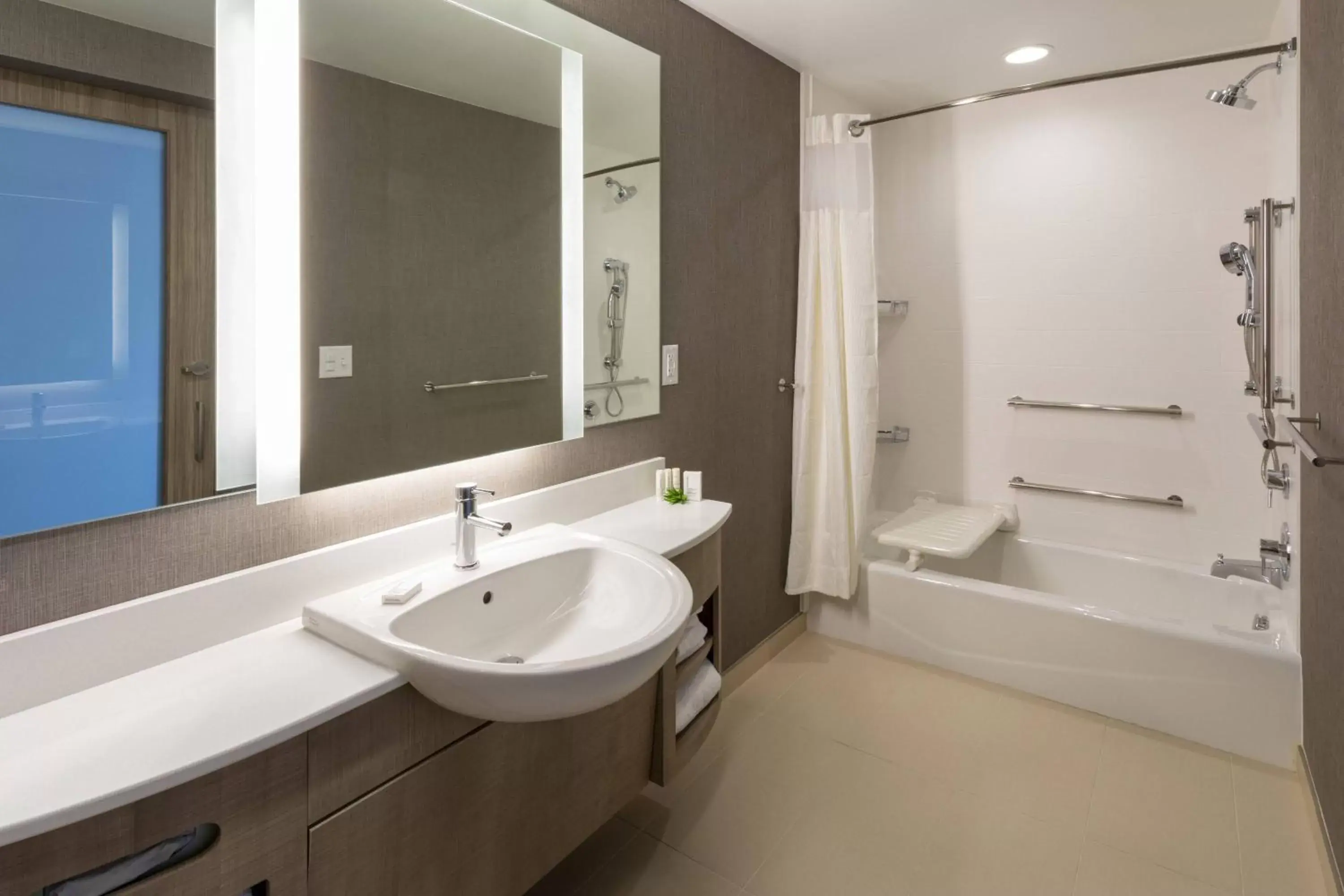 Bathroom in SpringHill Suites Minneapolis Maple Grove/Arbor Lakes