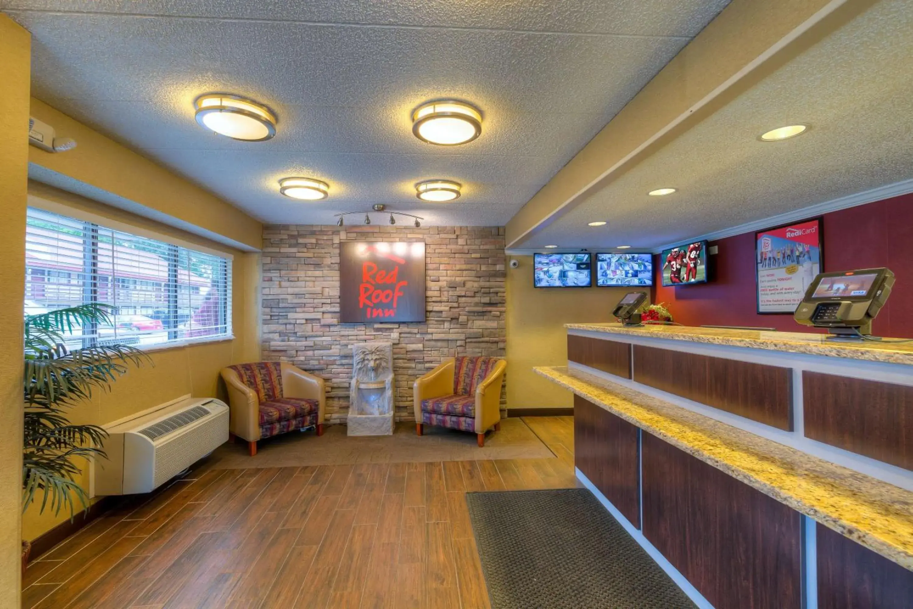 Lobby or reception, Lobby/Reception in Red Roof Inn Memphis East