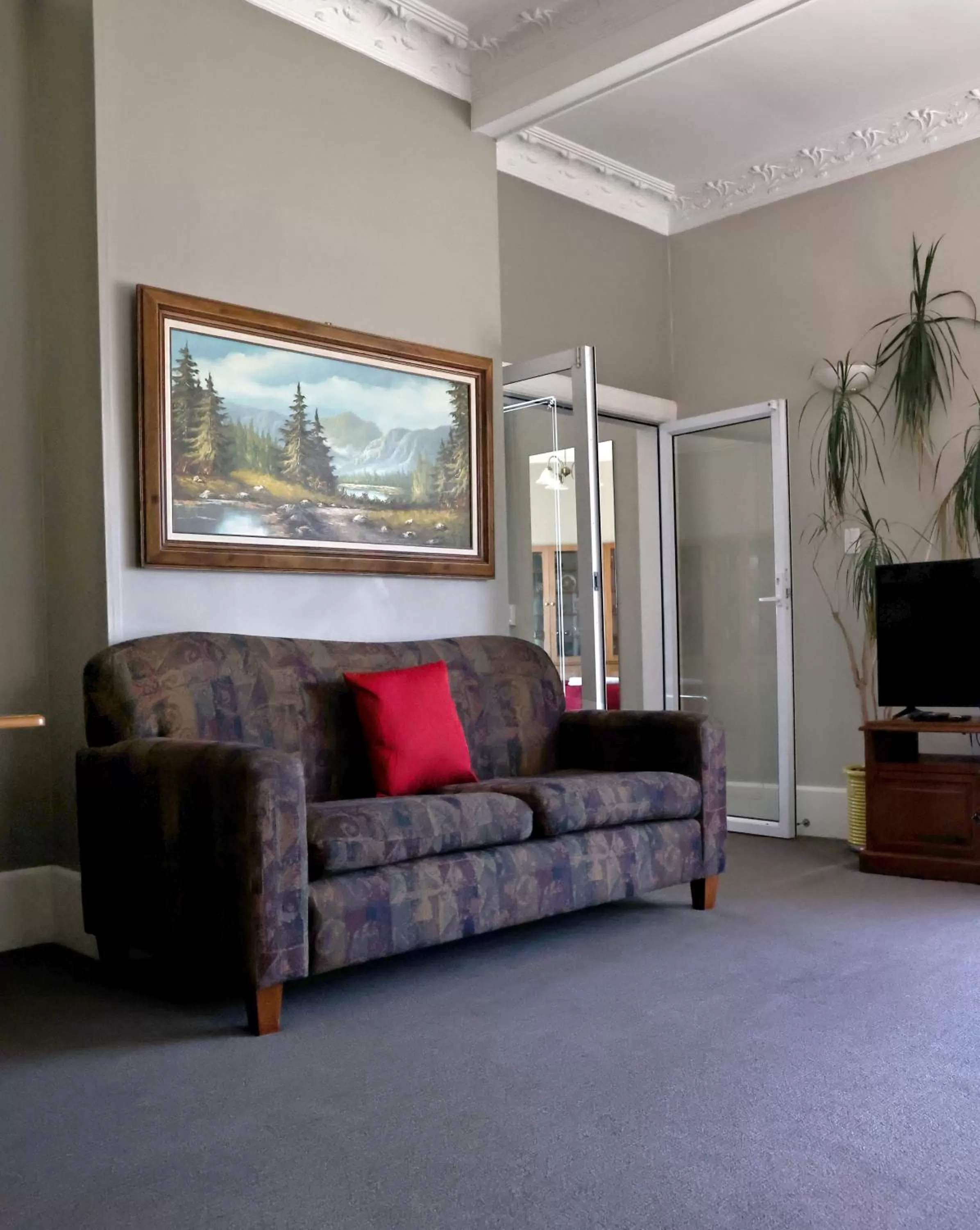 Baywatch Motor Lodge