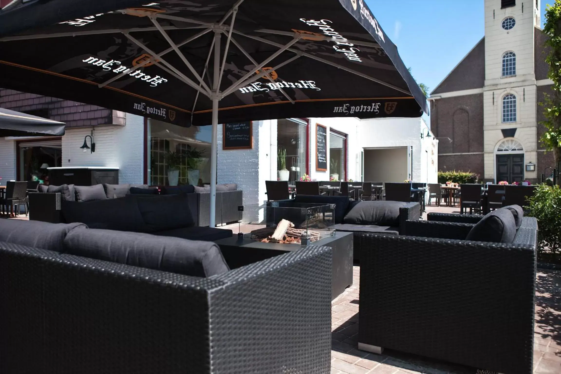 Patio in Hotel De Oringer Marke & Stee by Flow