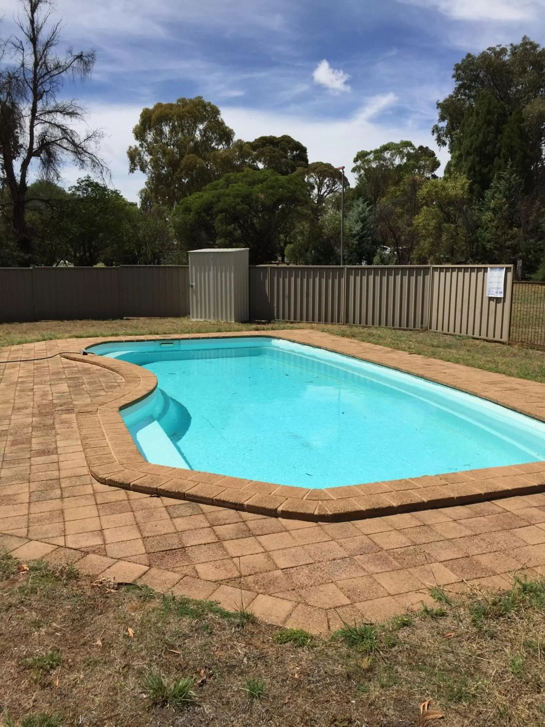 Swimming Pool in Wagon Wheel Motel & Units