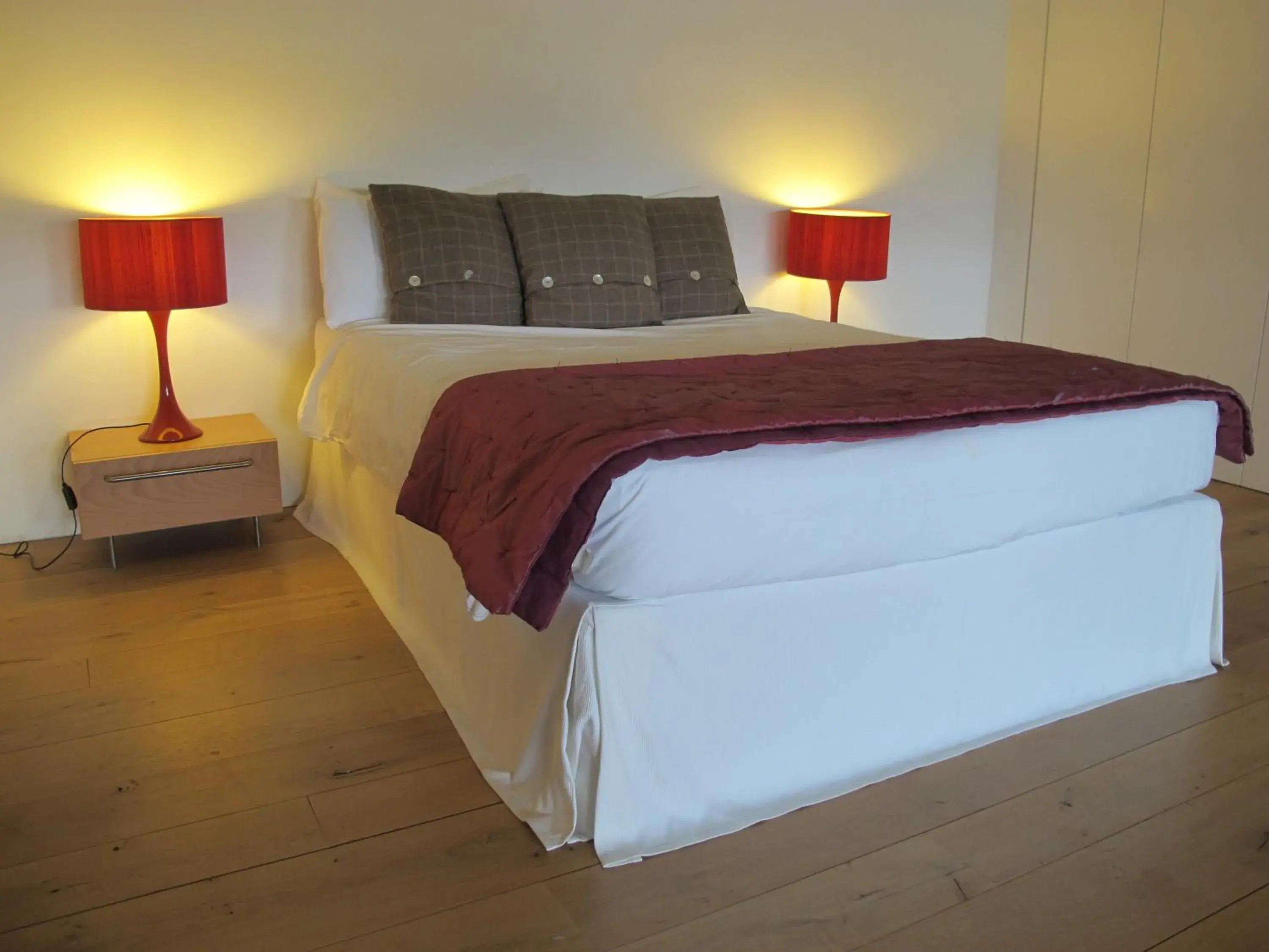 Bedroom, Bed in 45 Brewhouse - Royal William Yard