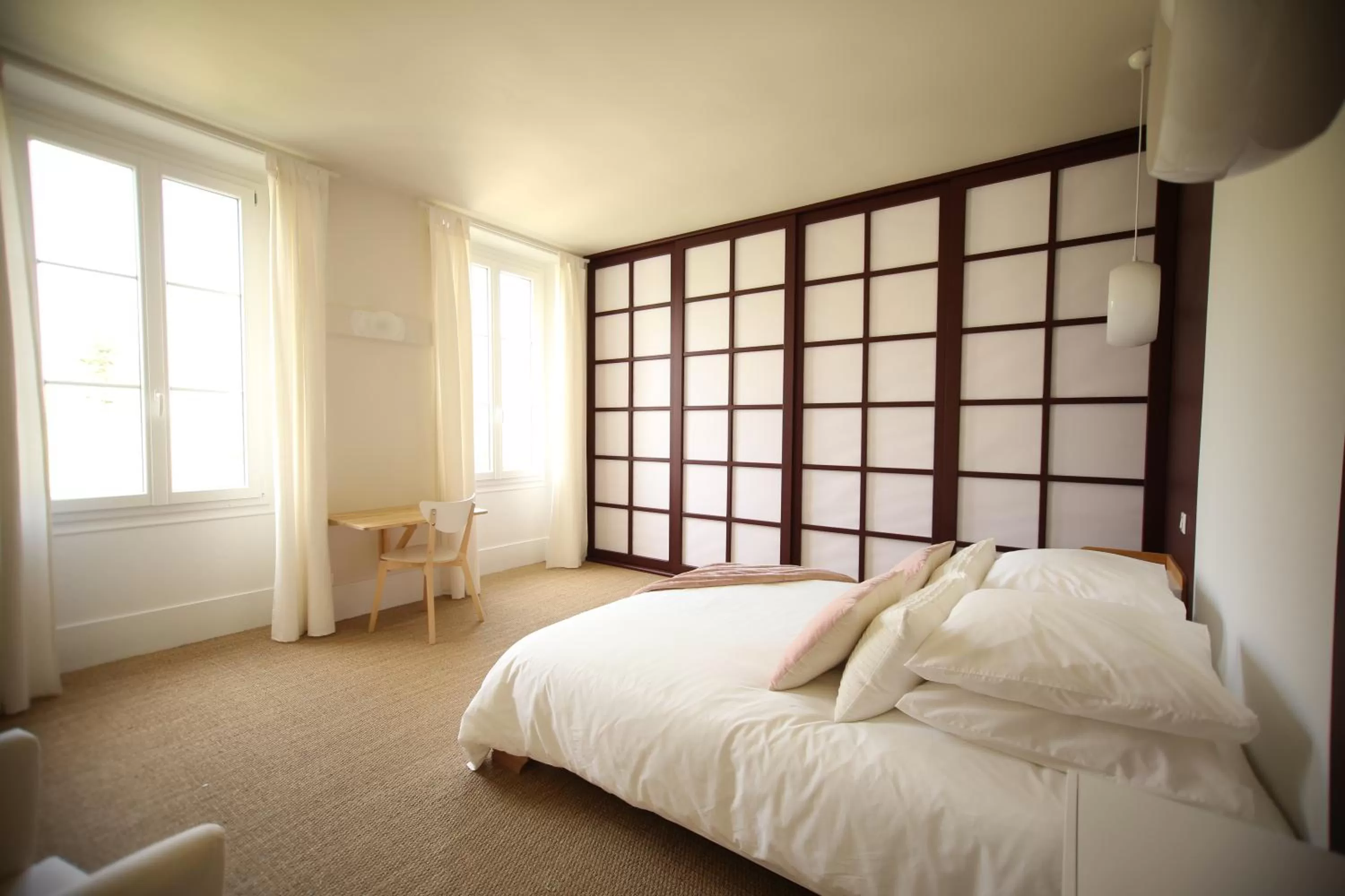 Photo of the whole room, Bed in Les Rêves de Flamboin