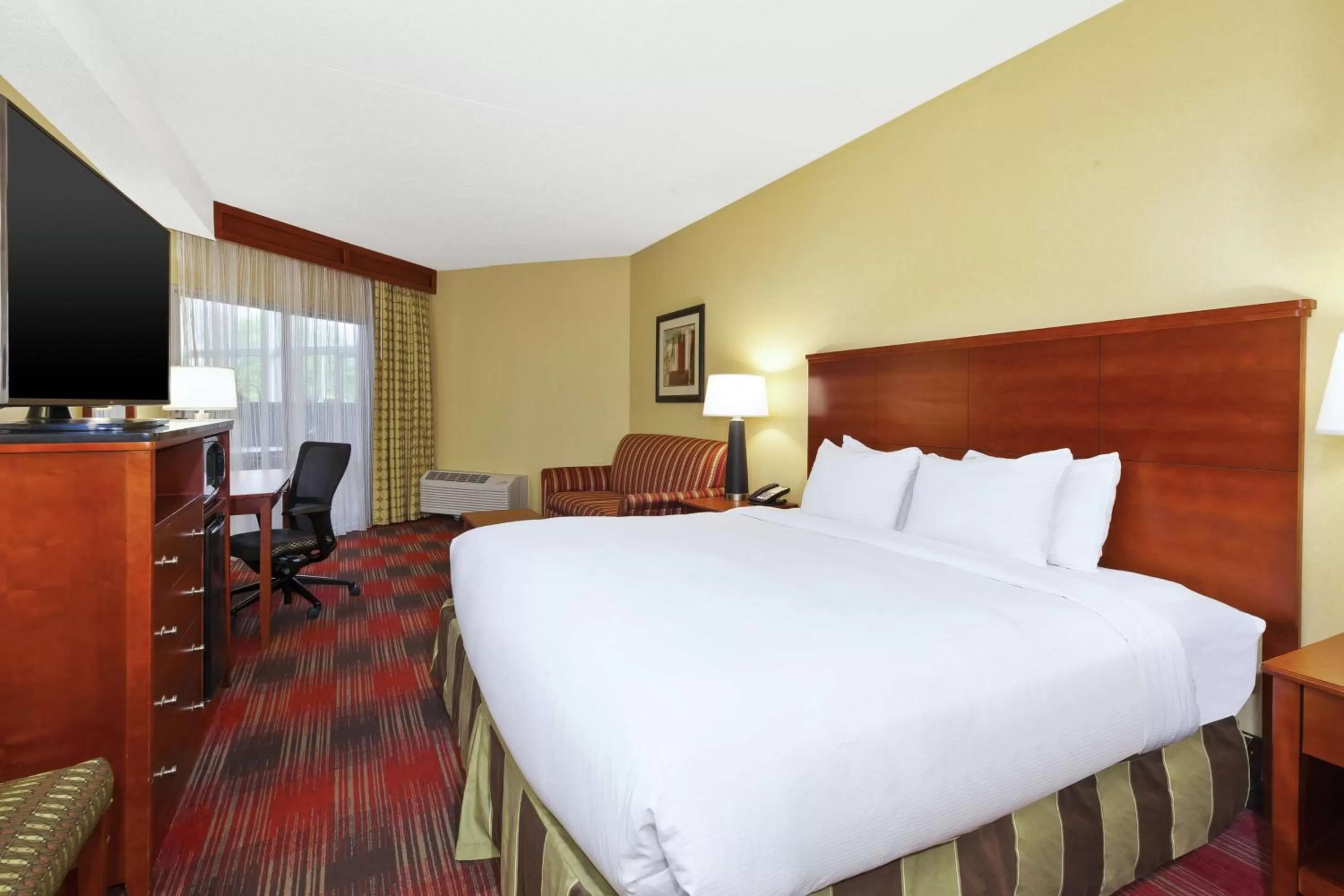 Bedroom, Bed in DoubleTree by Hilton Holland