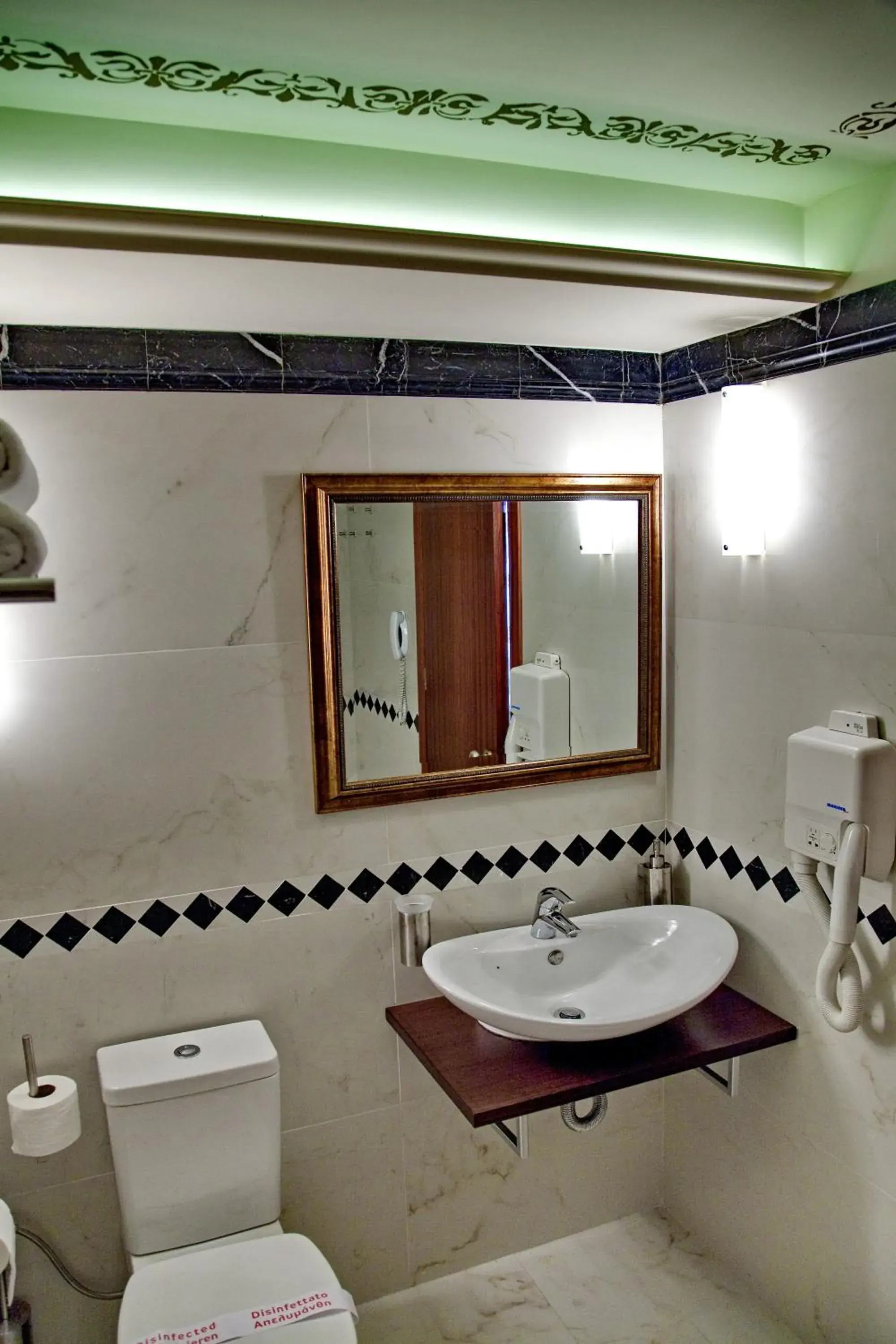 Bathroom in Antica Dimora Suites
