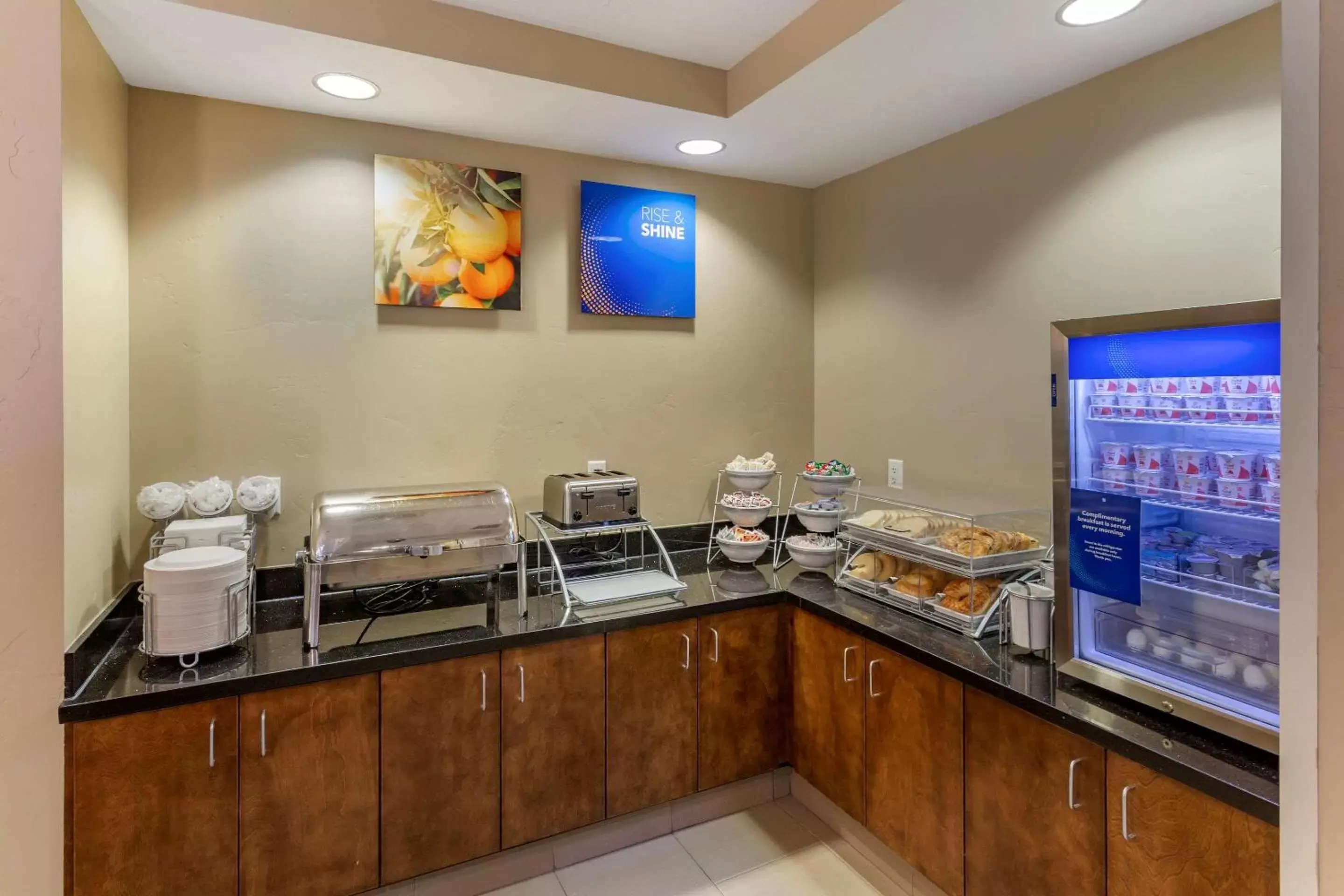 Restaurant/places to eat in Comfort Inn & Suites Tooele-Salt Lake City