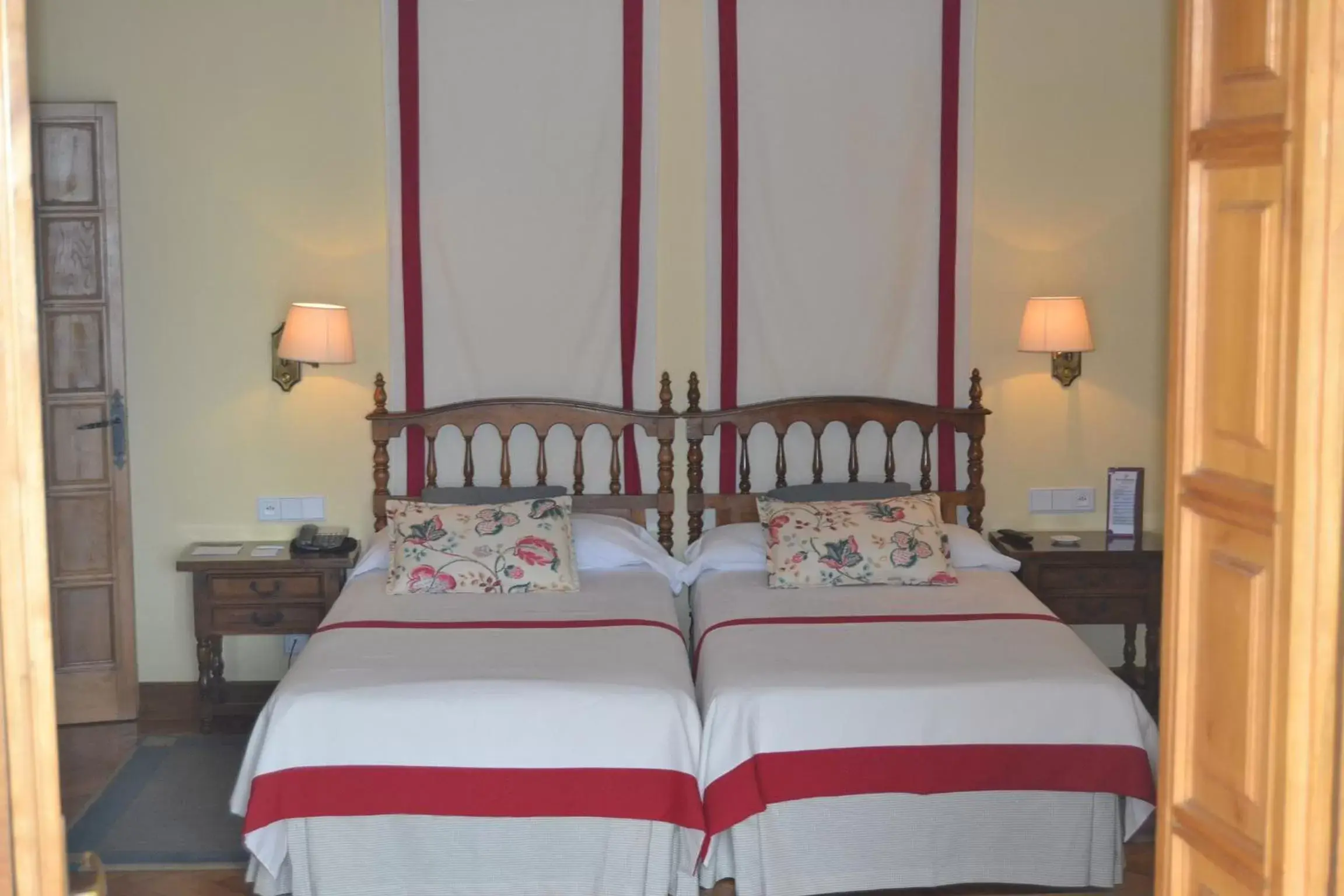 Bed in Parador de Ribadeo