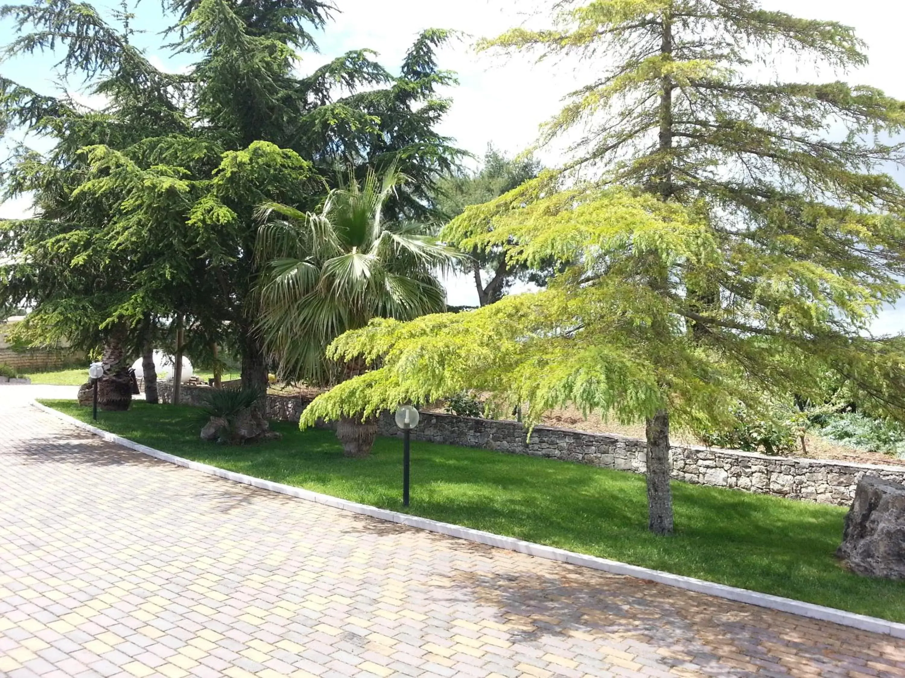 Facade/entrance, Garden in Villa Genny