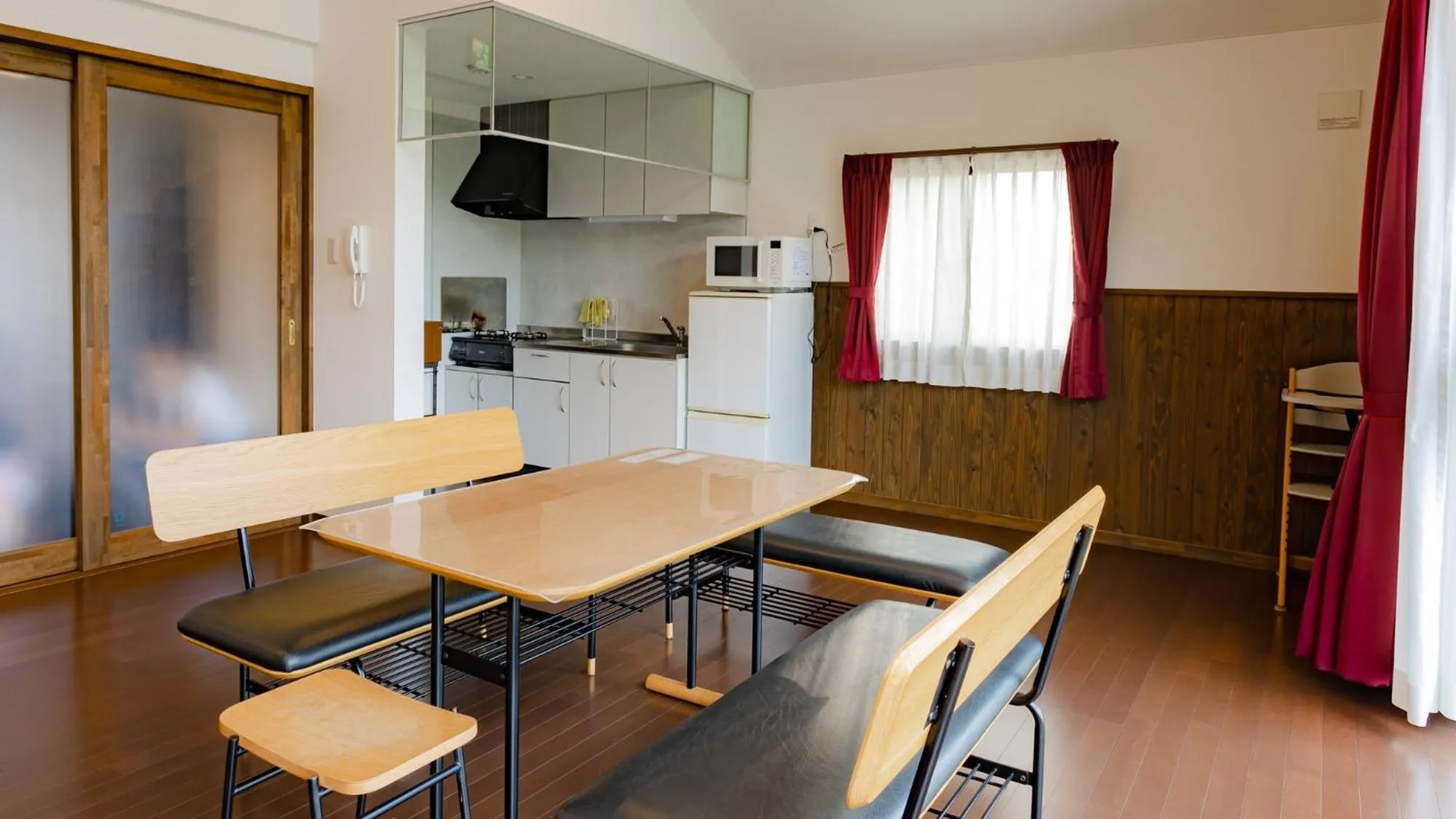 Photo of the whole room in Matsue Forest Park