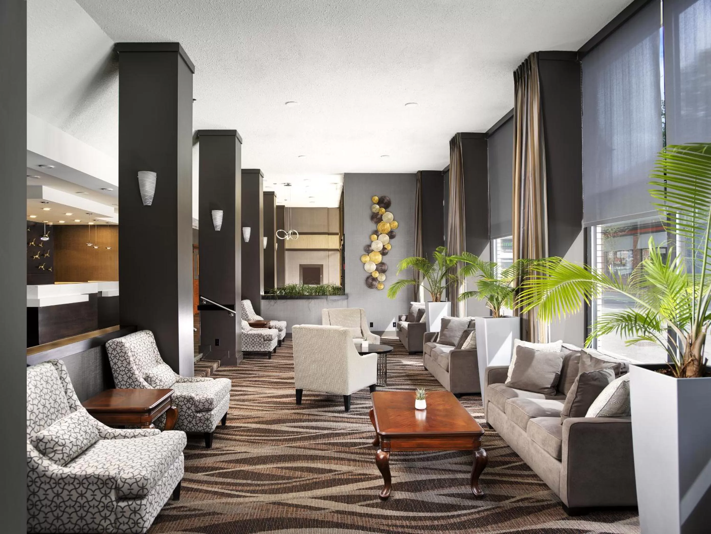 Lobby or reception in BEST WESTERN PLUS Carlton Plaza Hotel