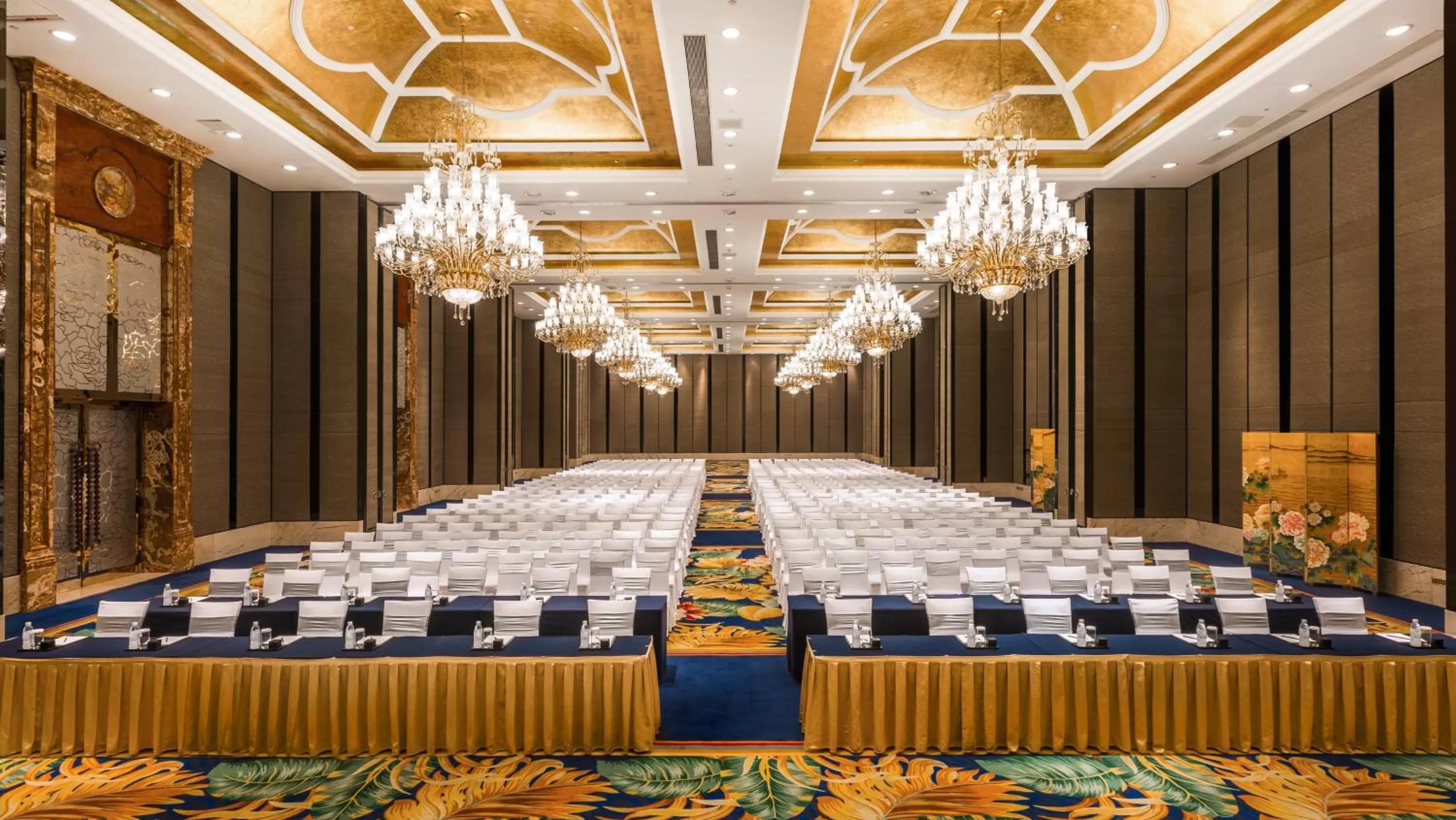 Banquet/Function facilities in InterContinental Chengdu Global Center by IHG