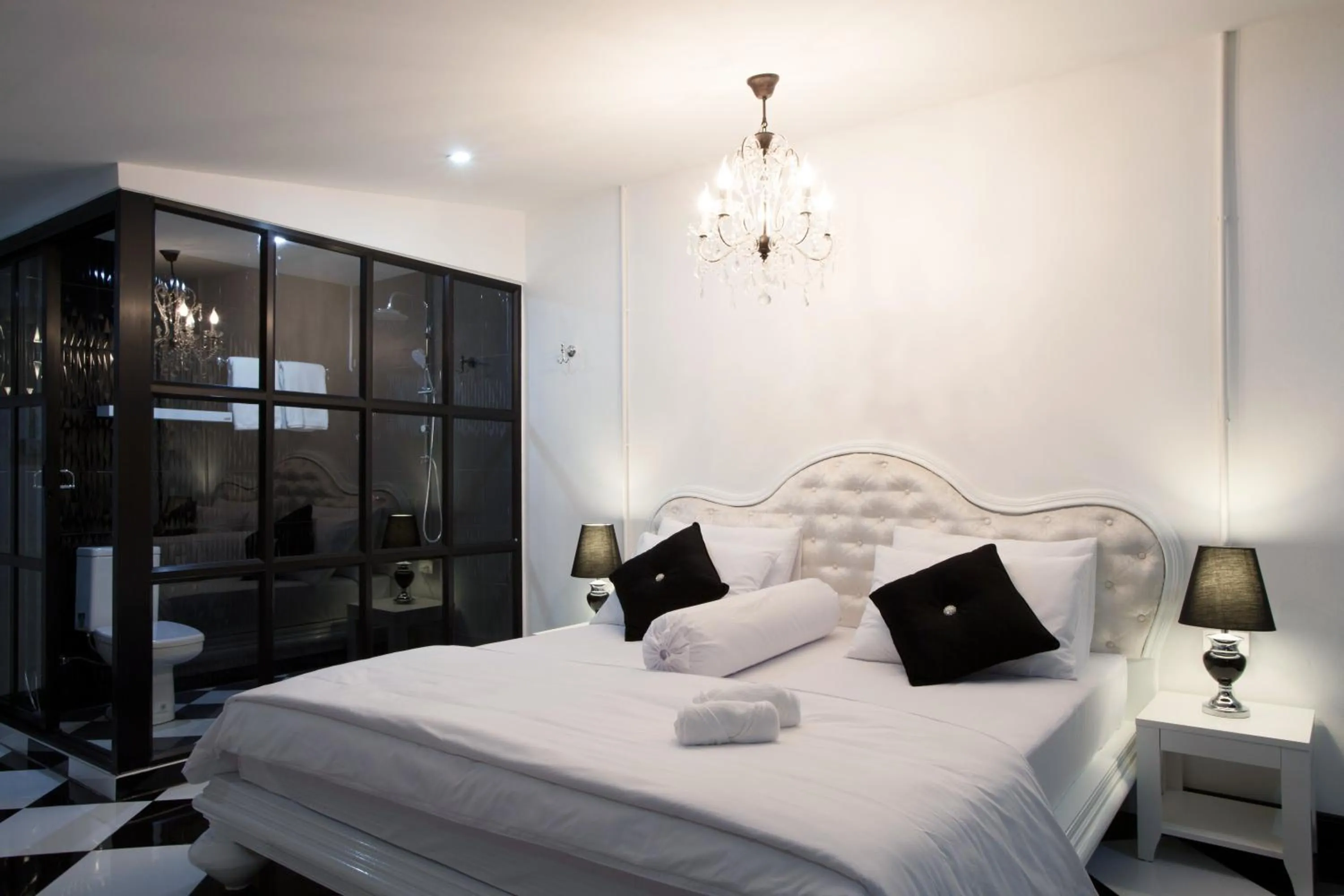 Decorative detail in Meroom