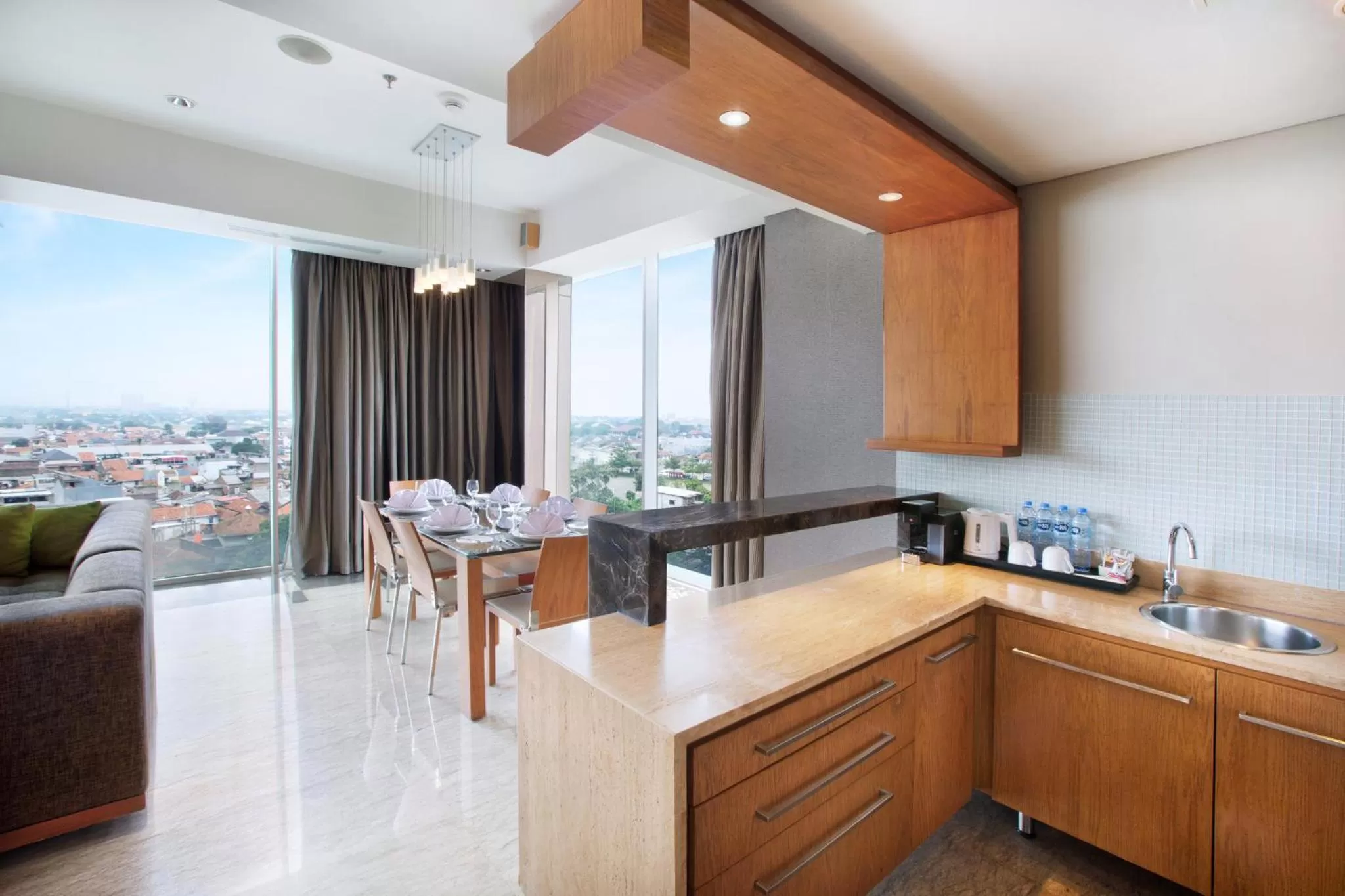 Photo of the whole room in Holiday Inn Bandung Pasteur by IHG