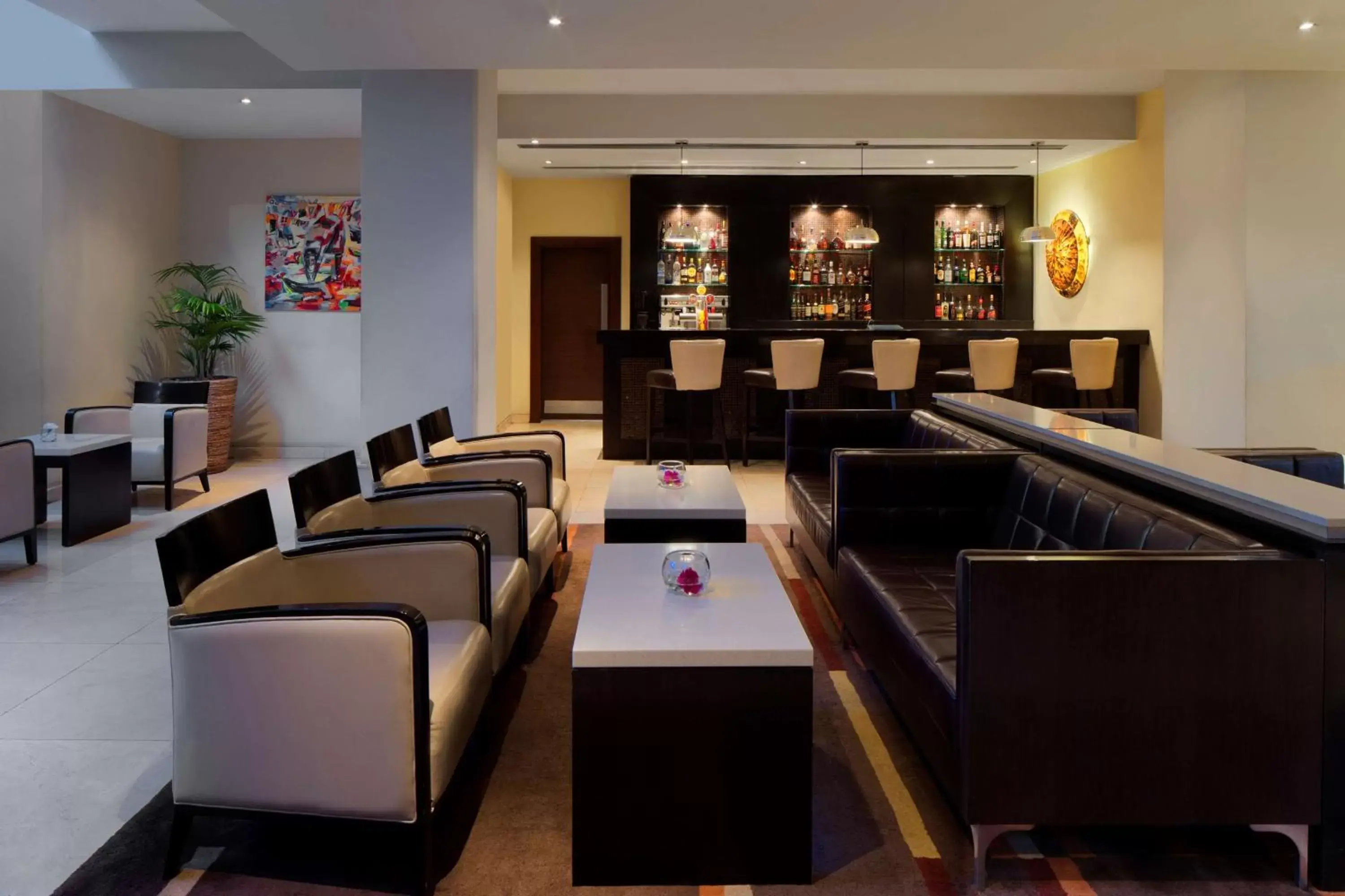 Lounge or bar in Radisson Blu Hotel, Addis Ababa