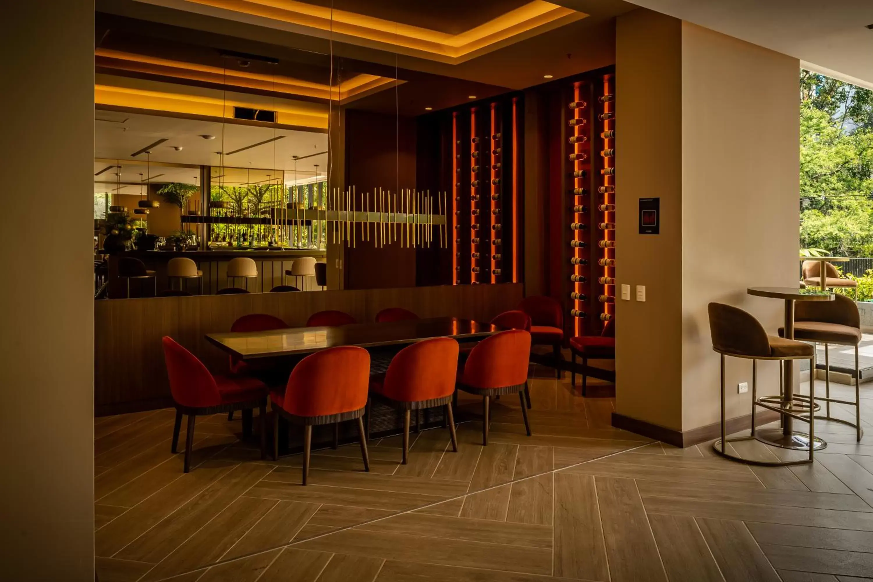 Restaurant/places to eat, Lounge/Bar in Hotel York Luxury Suites Medellin by Preferred