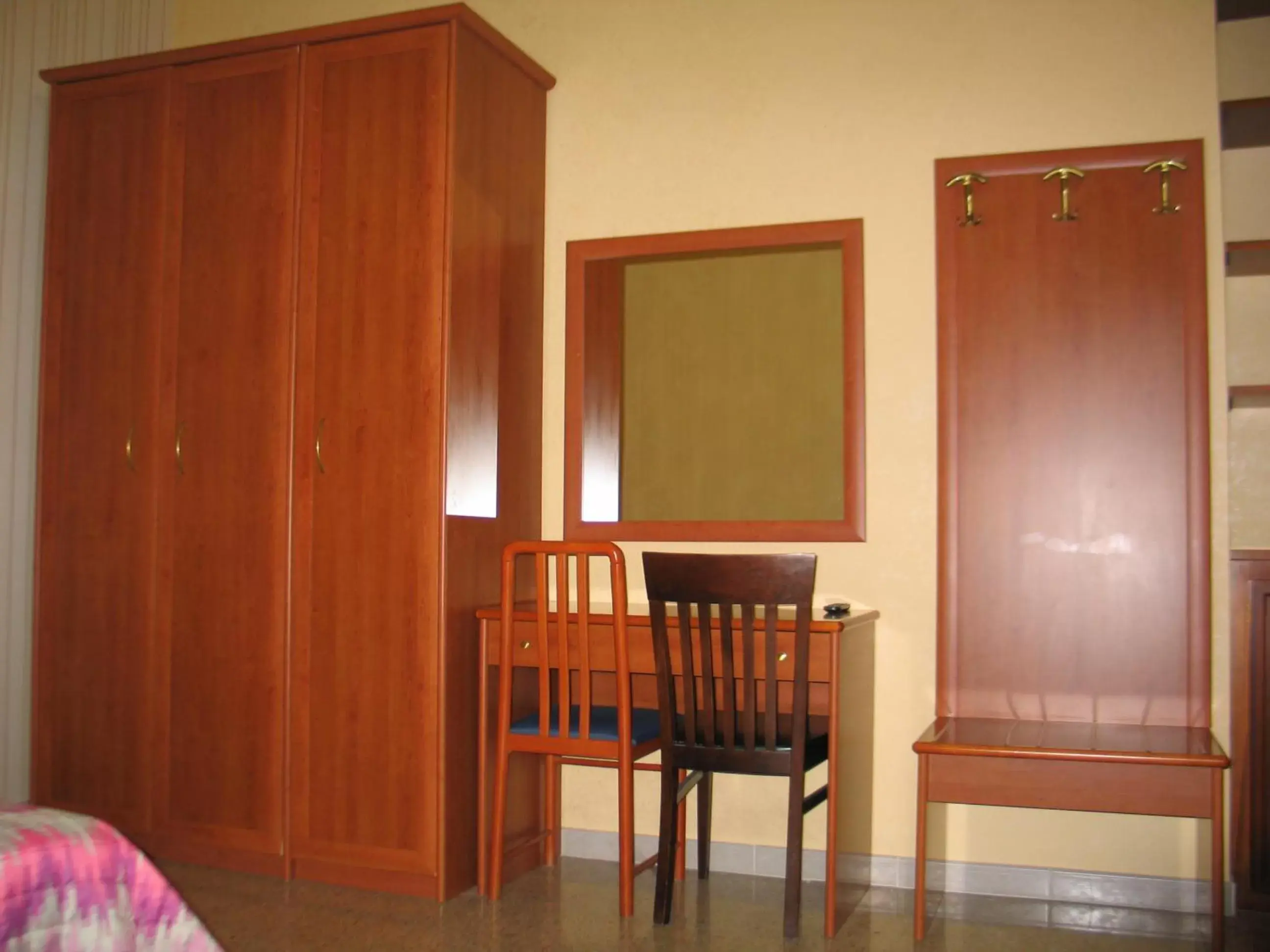 Bedroom, Dining Area in Hotel Bed & Breakfast Minu'
