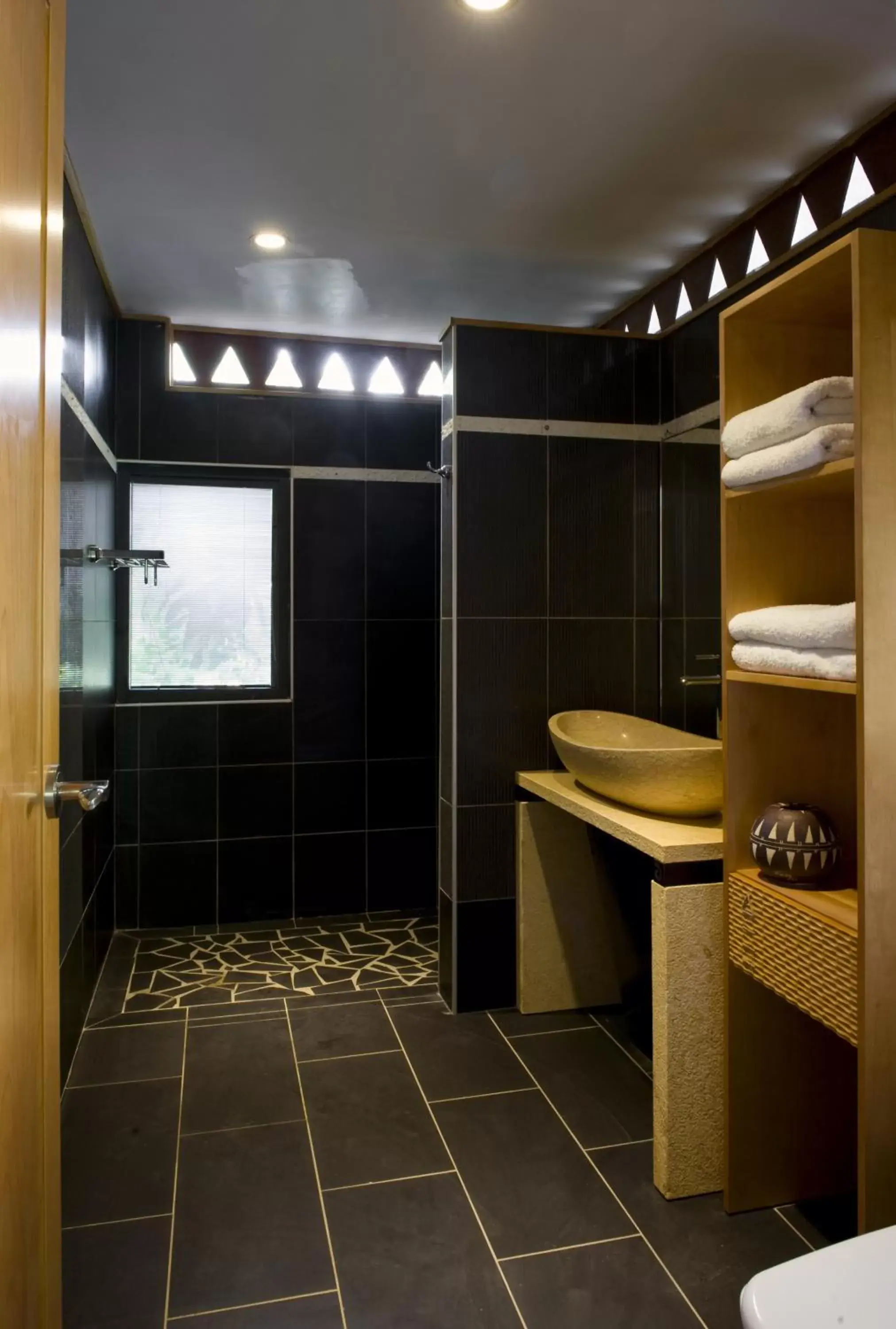 Bathroom in Maitai Lapita Village Huahine Bathroom in Maitai Lapita Village Huahine