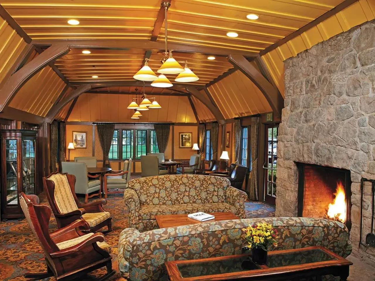 Living room in UCLA Lake Arrowhead Lodge