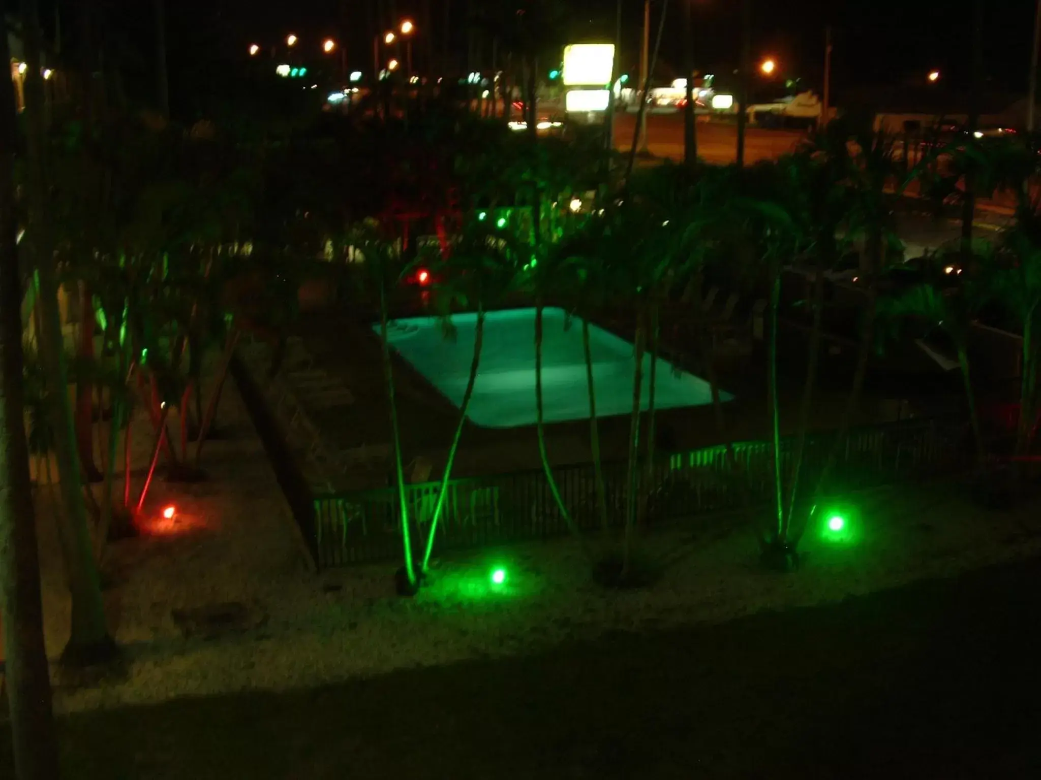Night in Lantern Inn & Suites - Sarasota