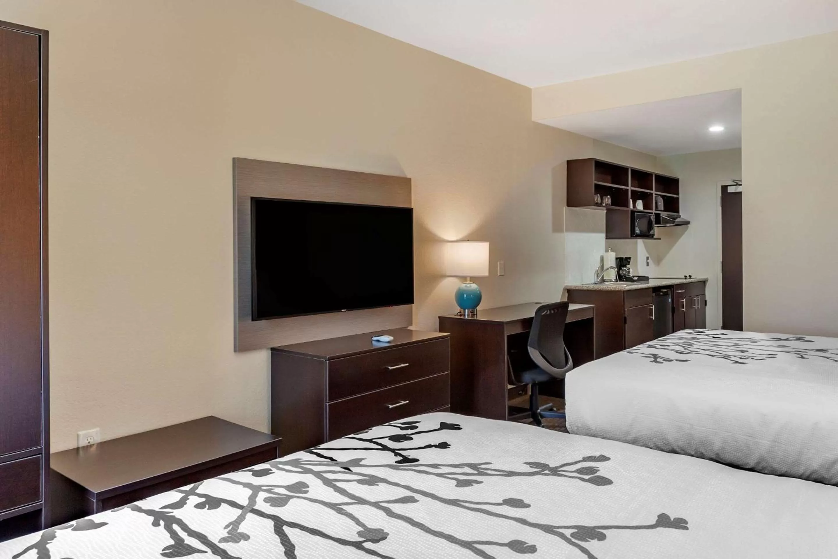 Photo of the whole room in Sleep Inn & Suites Waller