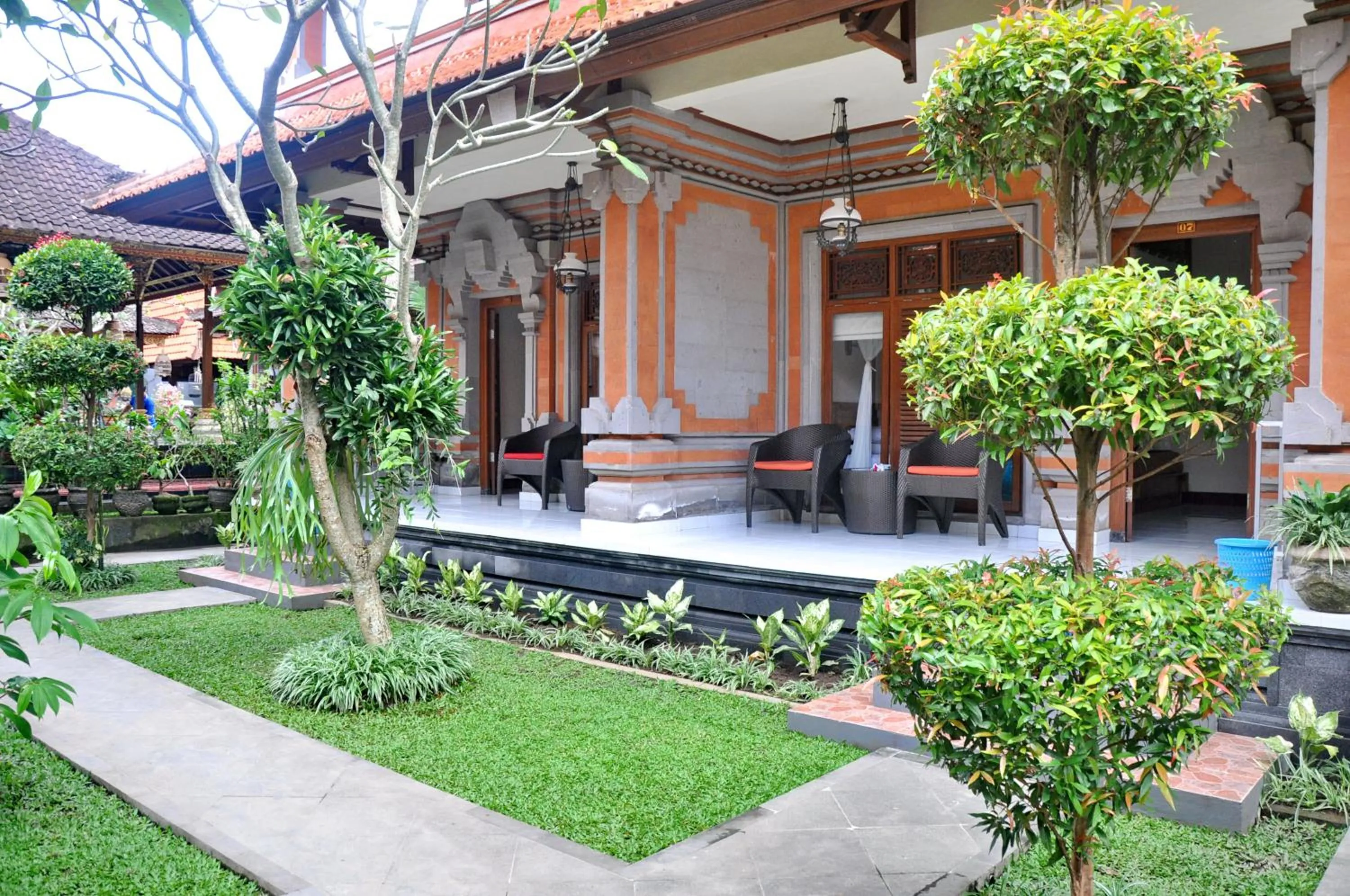 Garden in Nick's Homestay