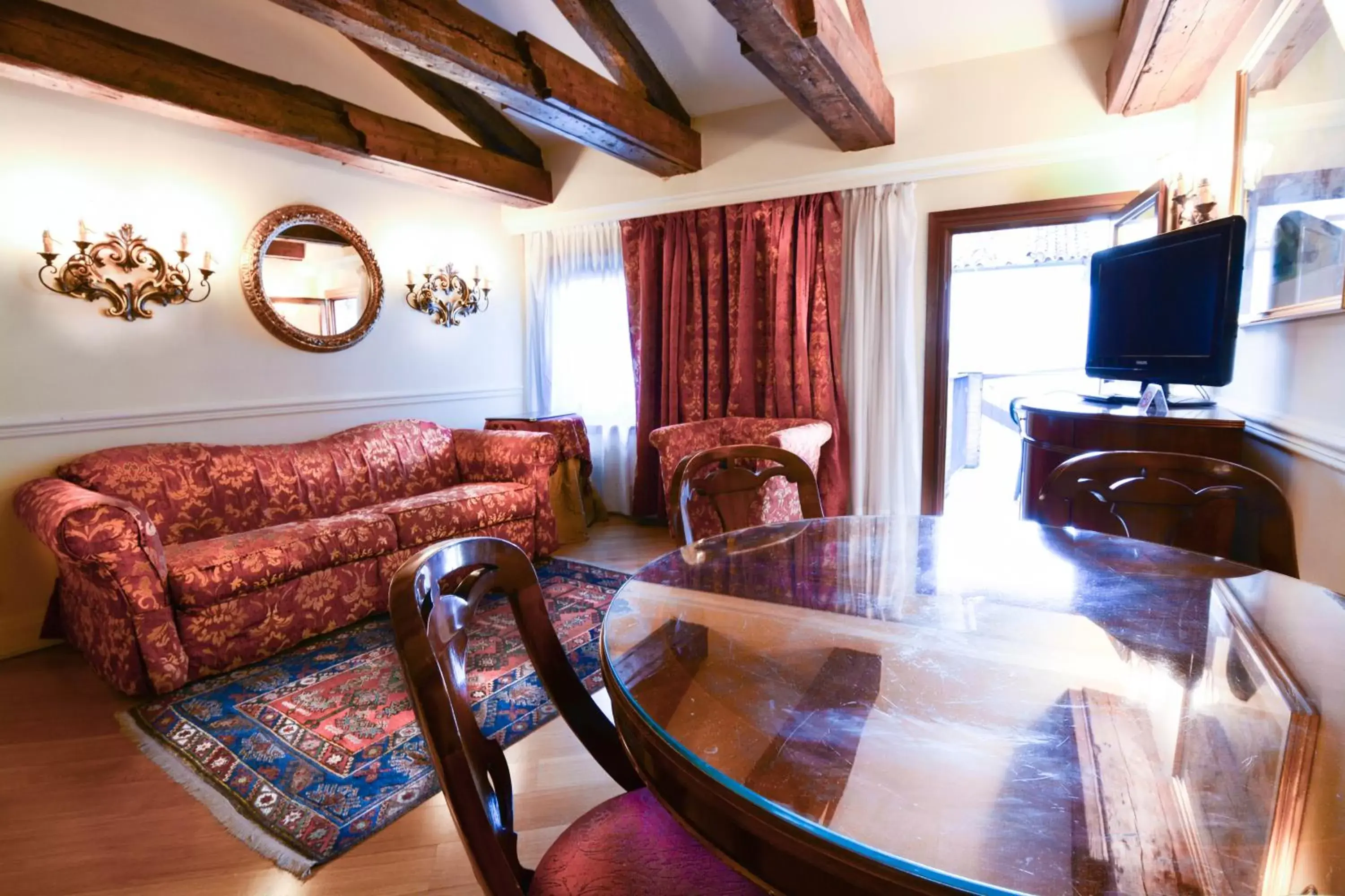 Living room, Seating Area in Suites Torre Dell'Orologio