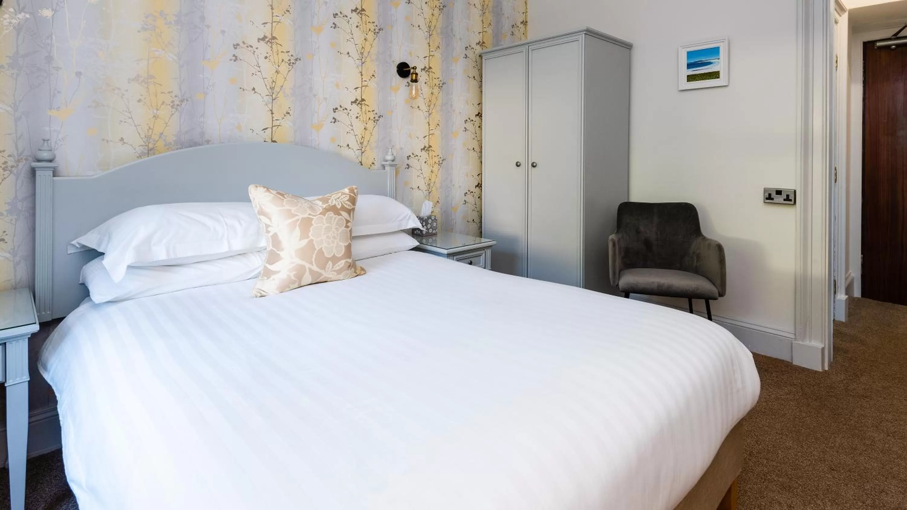 Bedroom, Bed in Sunbank House Metro Hotel