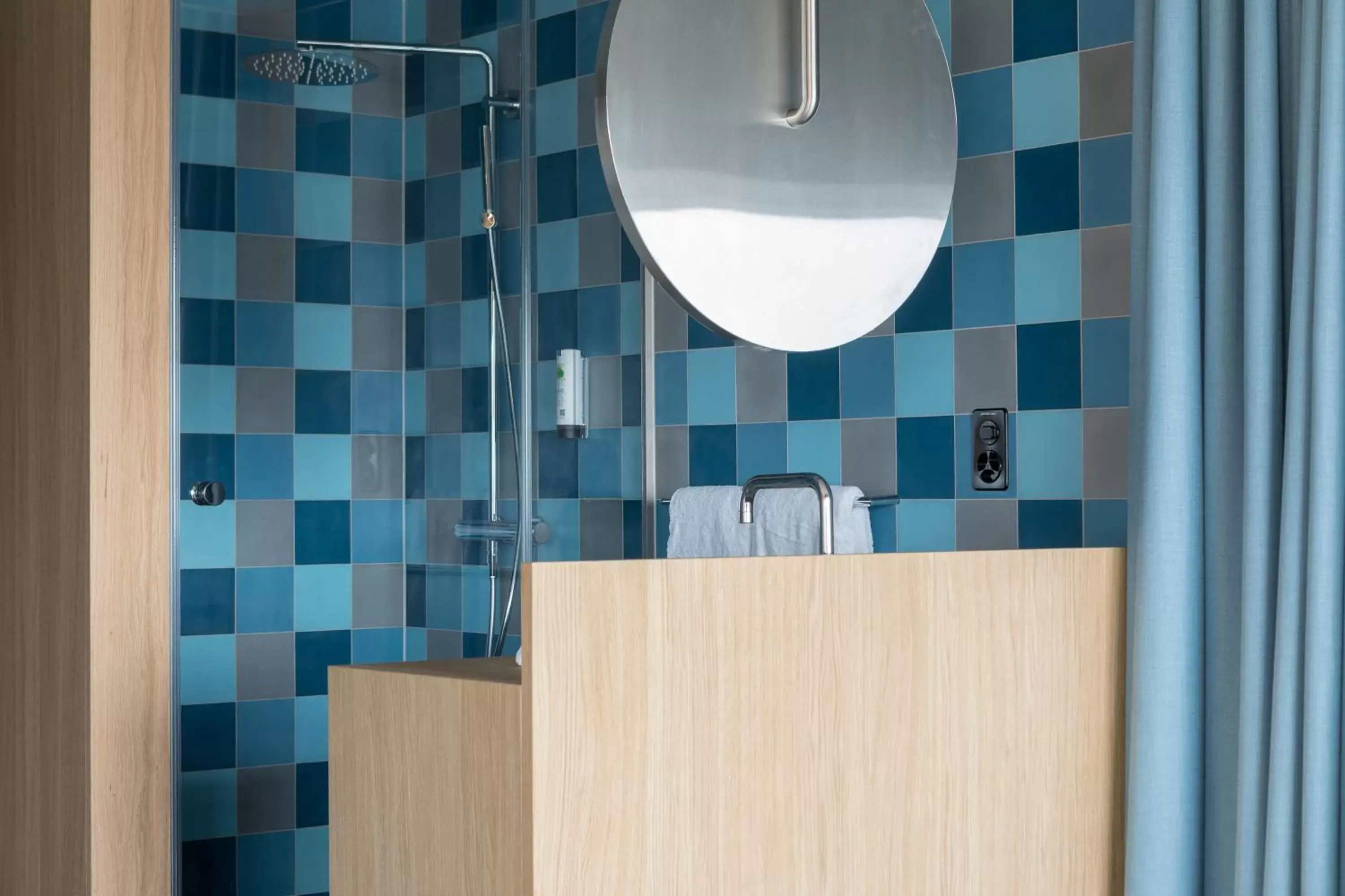 Bathroom in Placid Hotel Design & Lifestyle Zurich