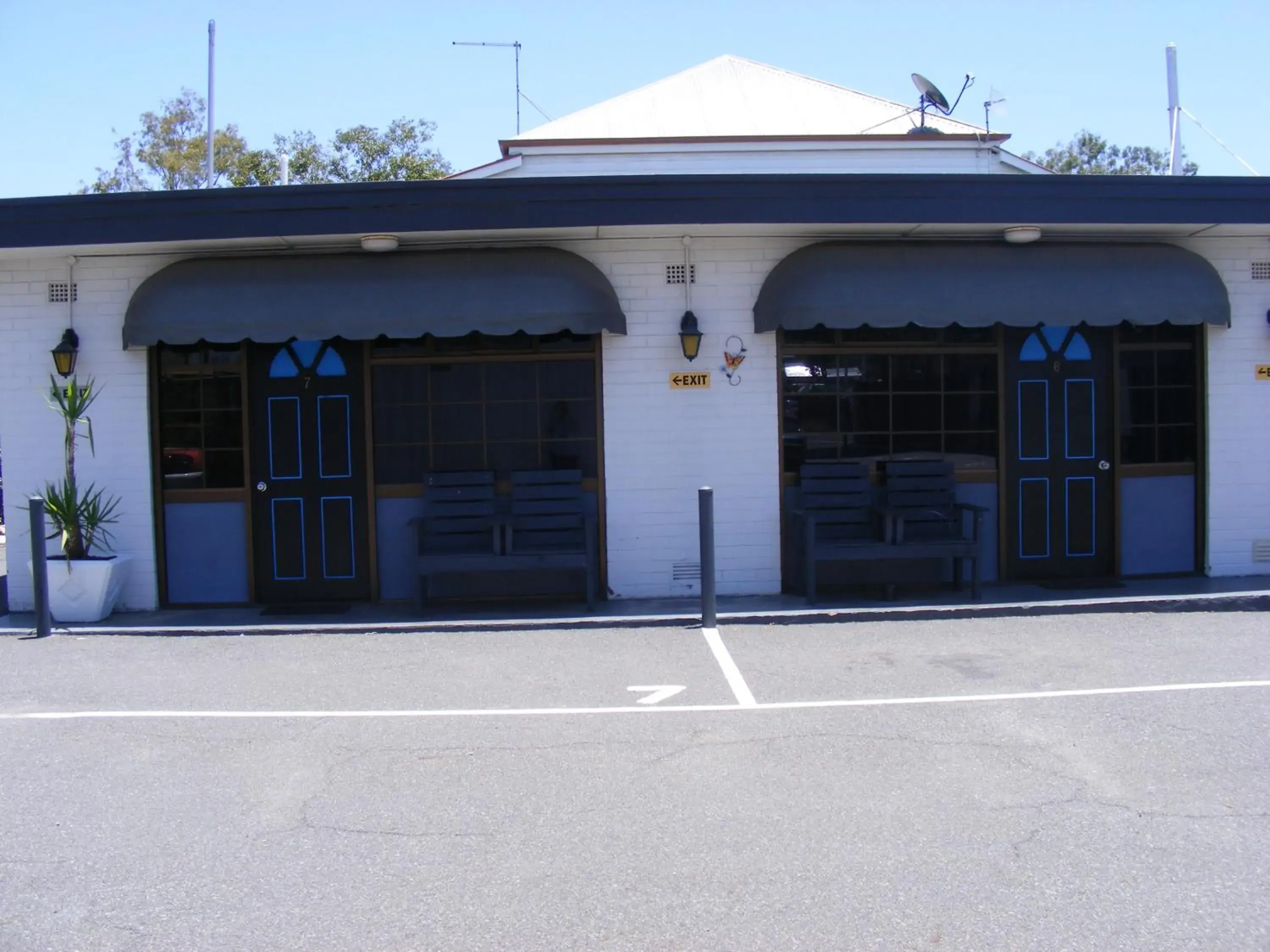 Property building in Motel Lodge