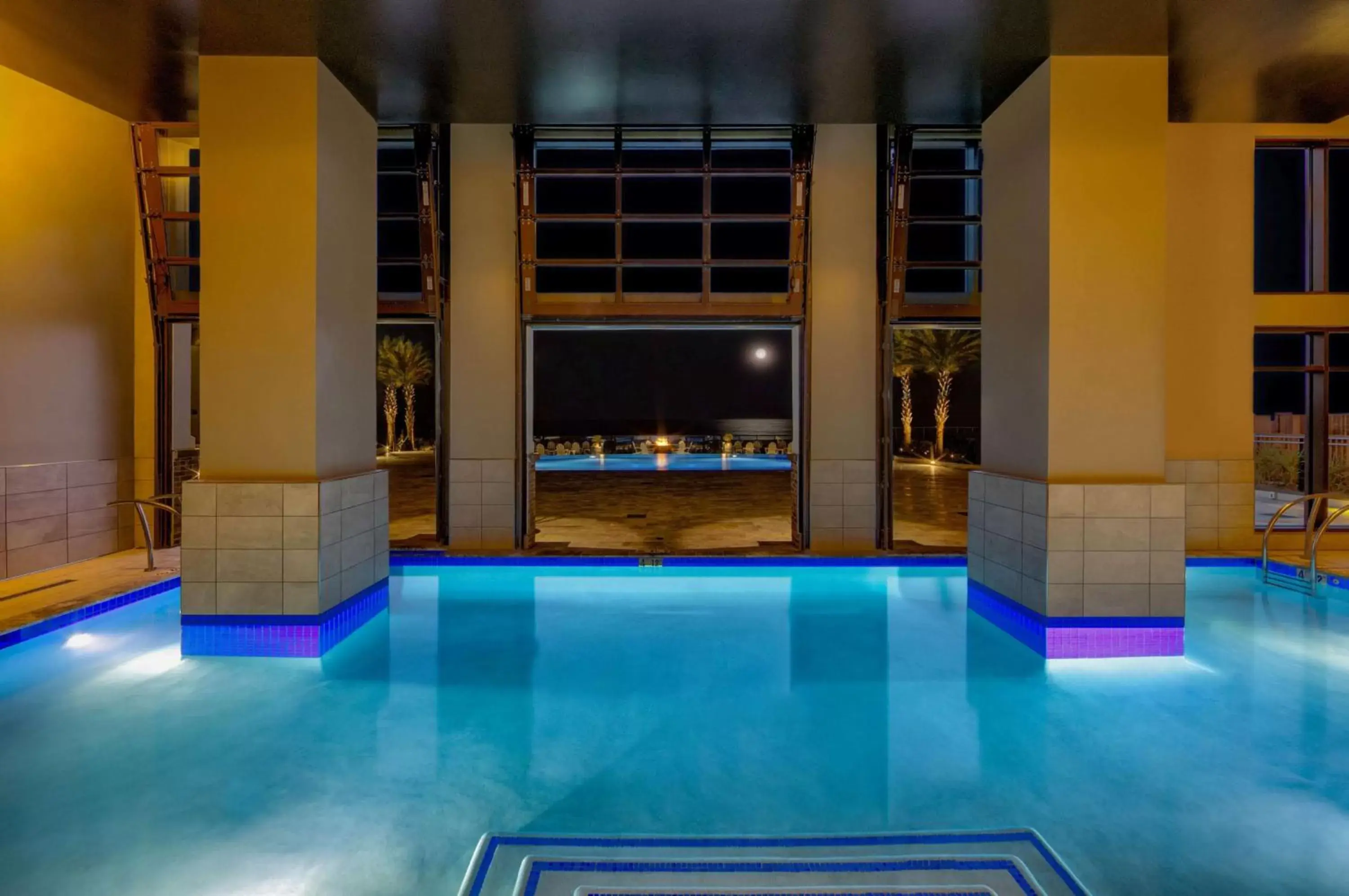 Pool view, Swimming Pool in Embassy Suites By Hilton Virginia Beach Oceanfront Resort