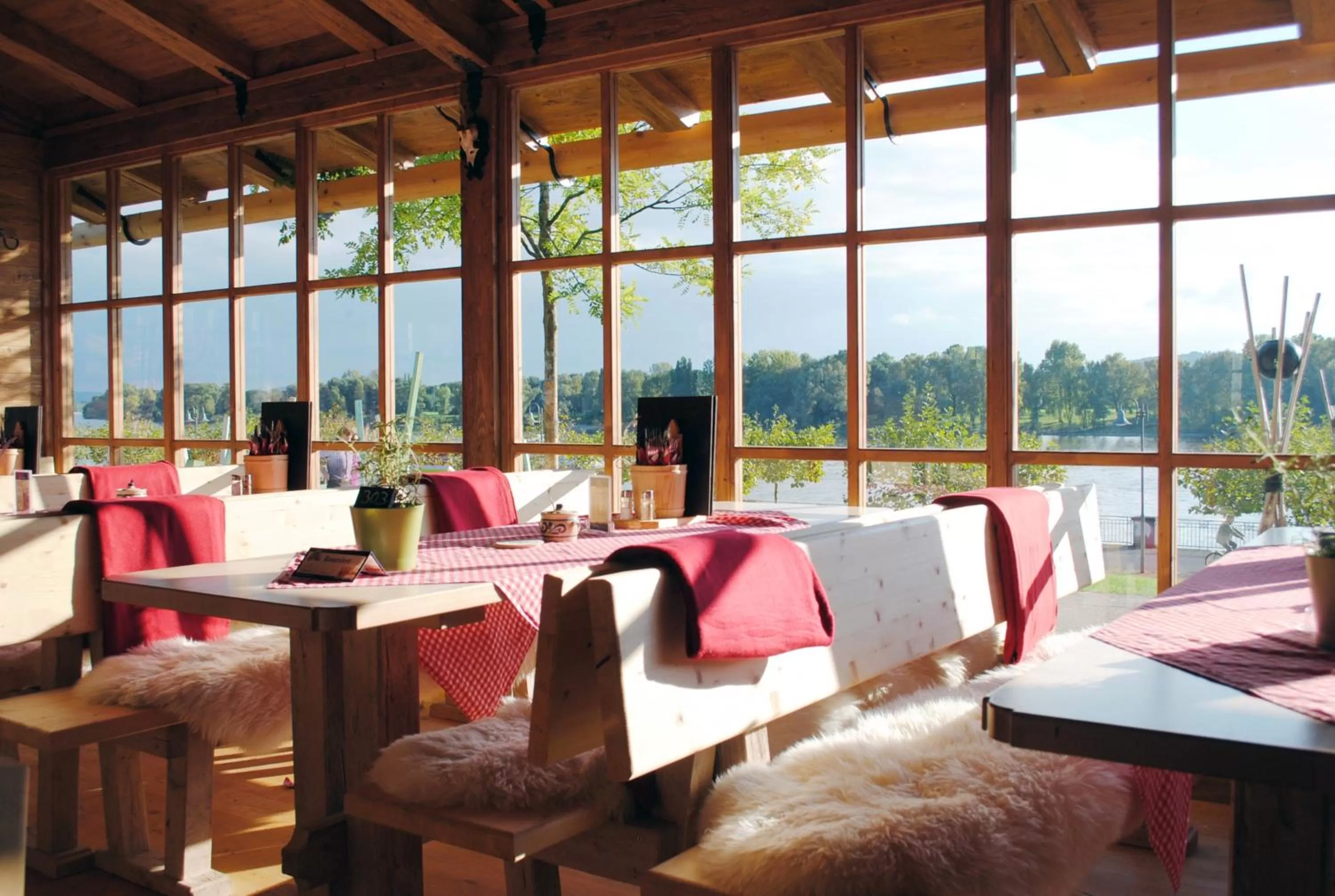 Restaurant/places to eat in Kameha Grand Bonn