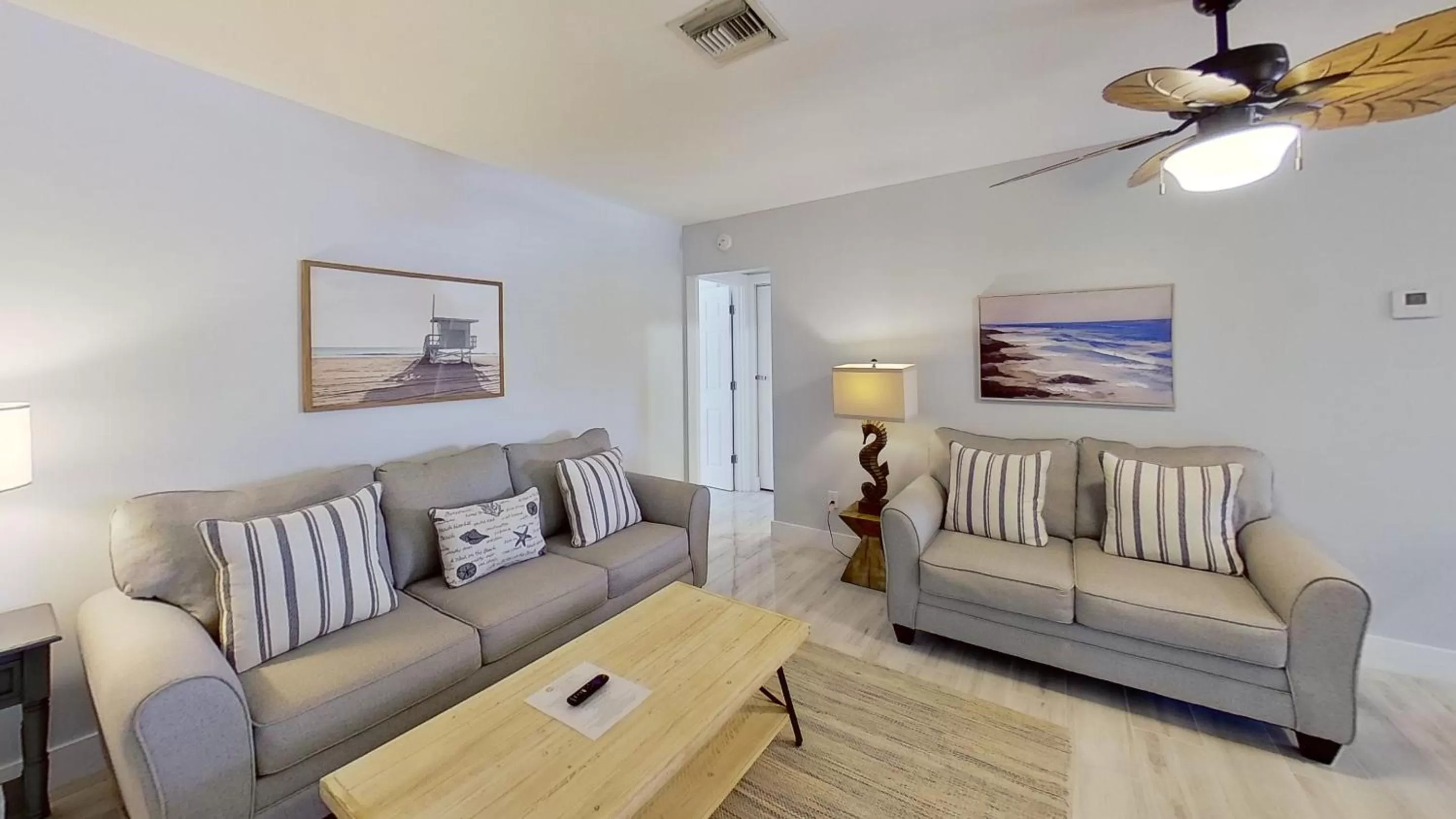 Living room in Matlacha on Shoreview