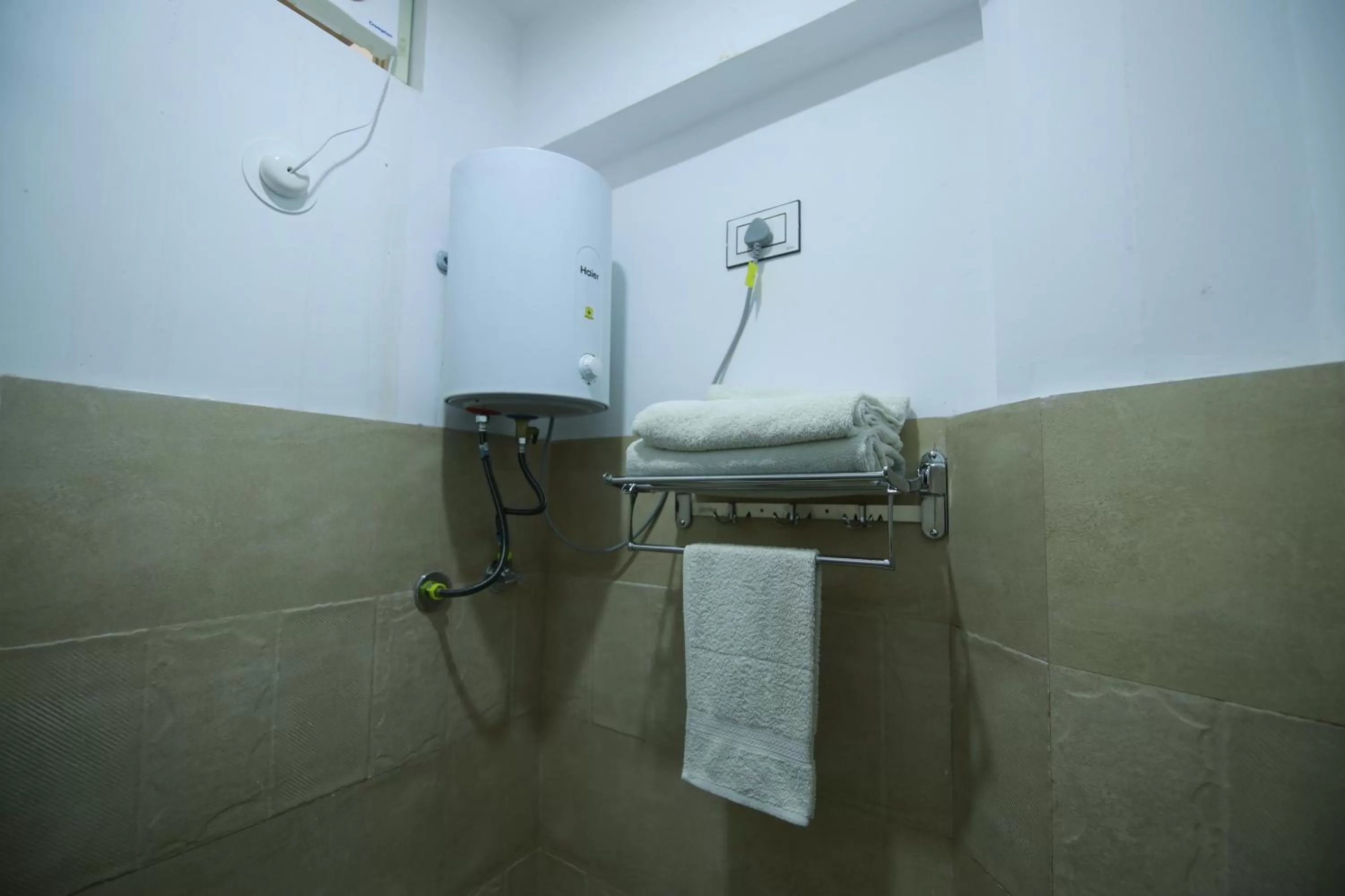 Bathroom in Hotel Casa by the lake