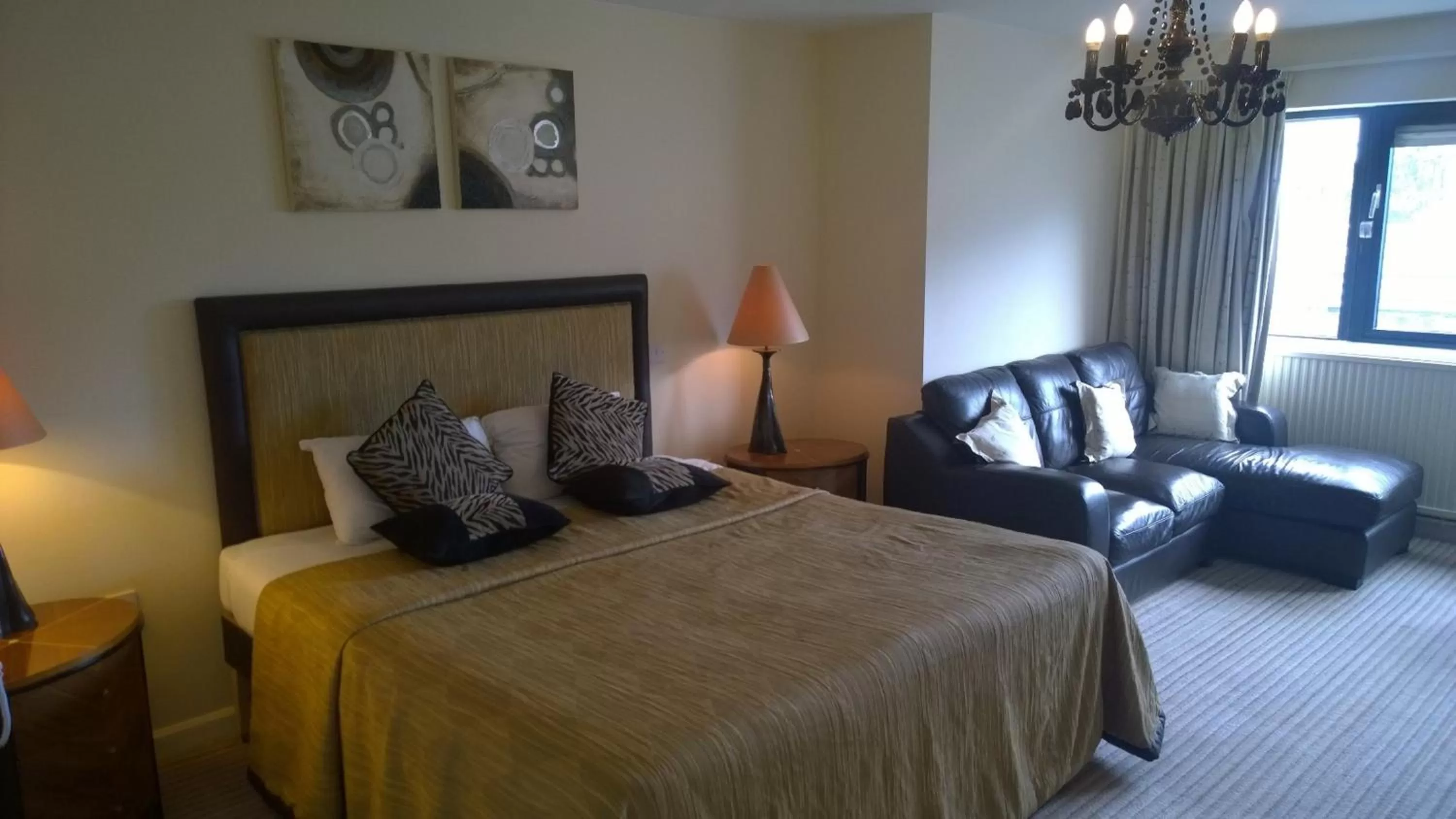 Bedroom, Bed in The Waterside