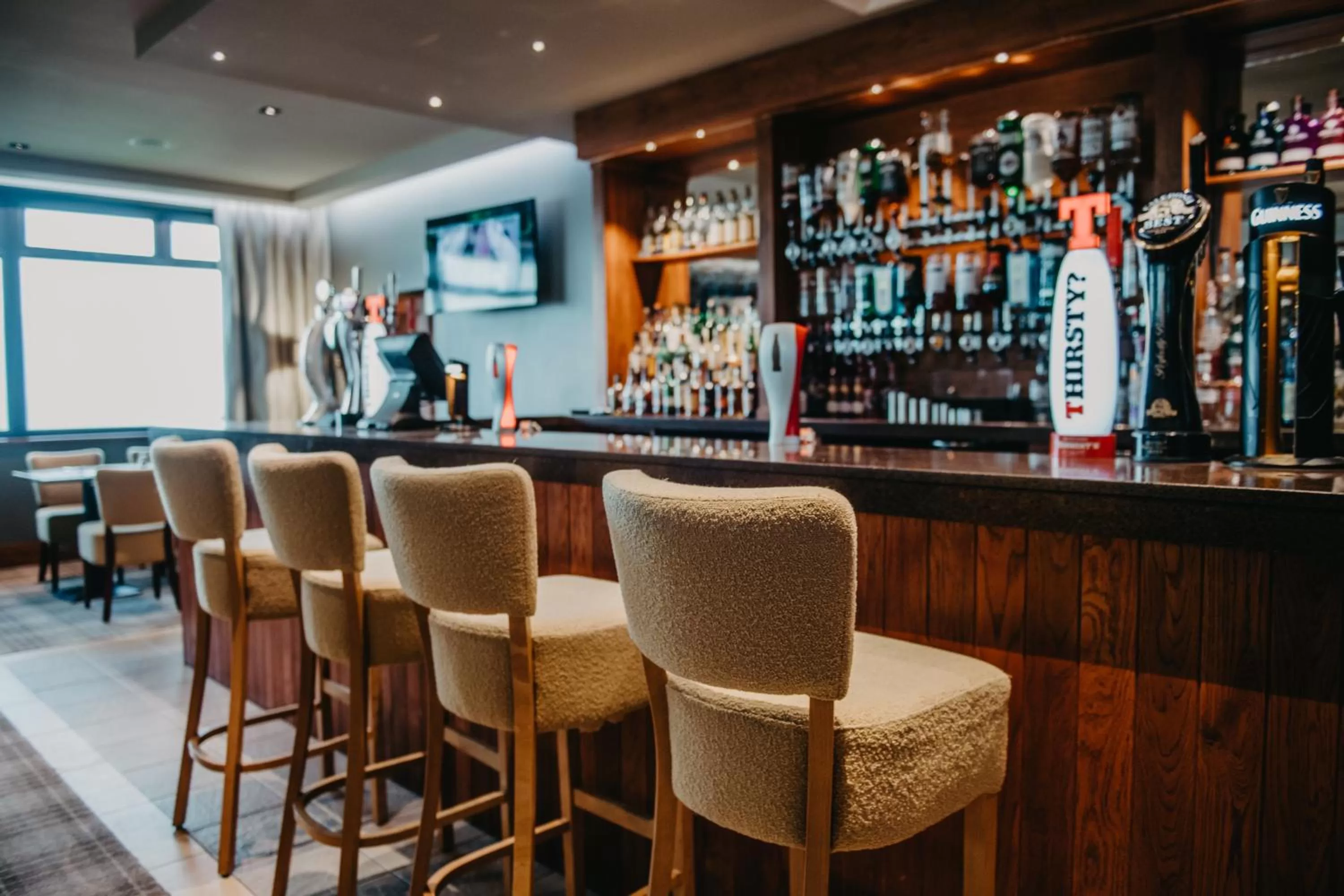Lounge or bar in Banff Springs Hotel