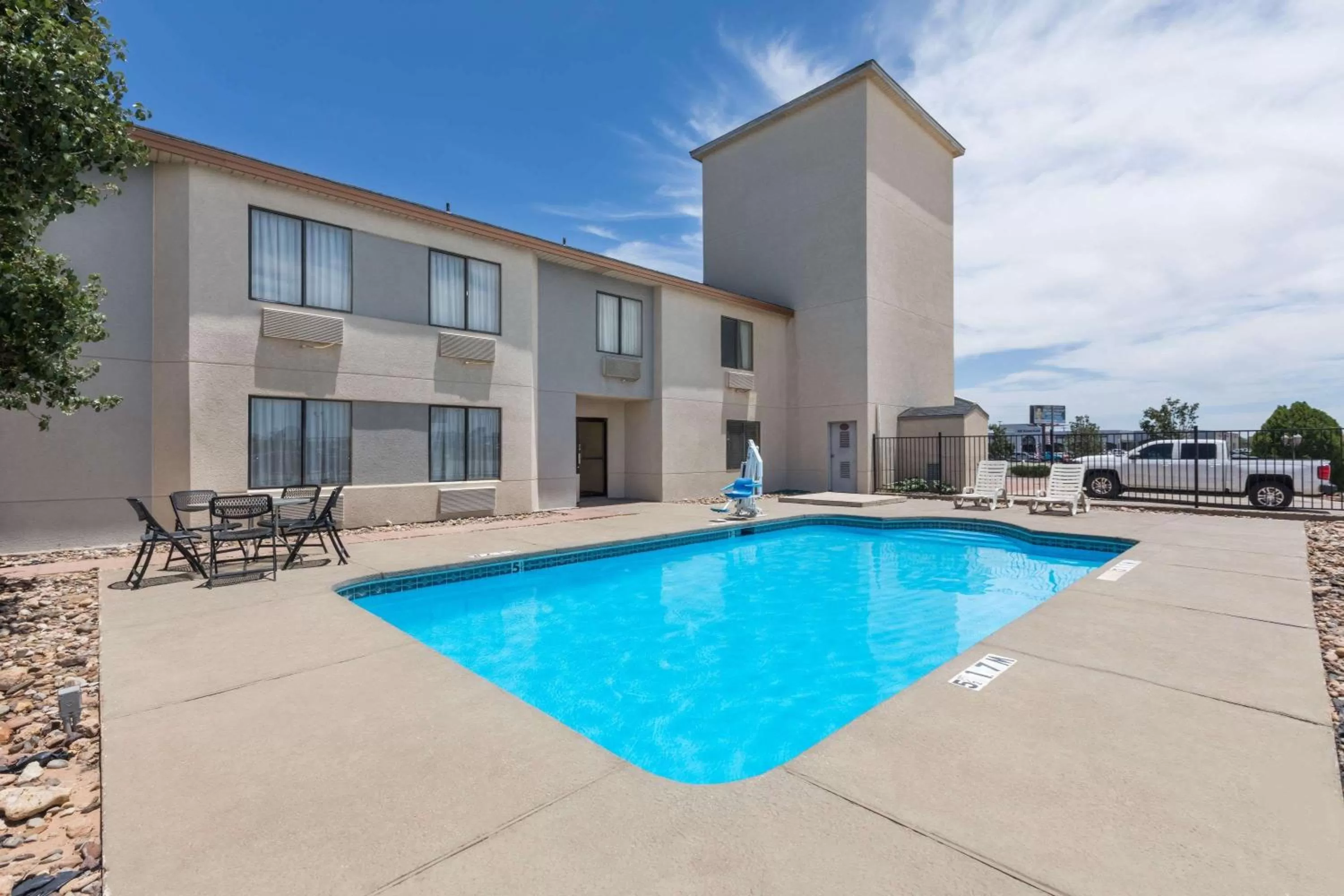 On site in Super 8 by Wyndham Midland