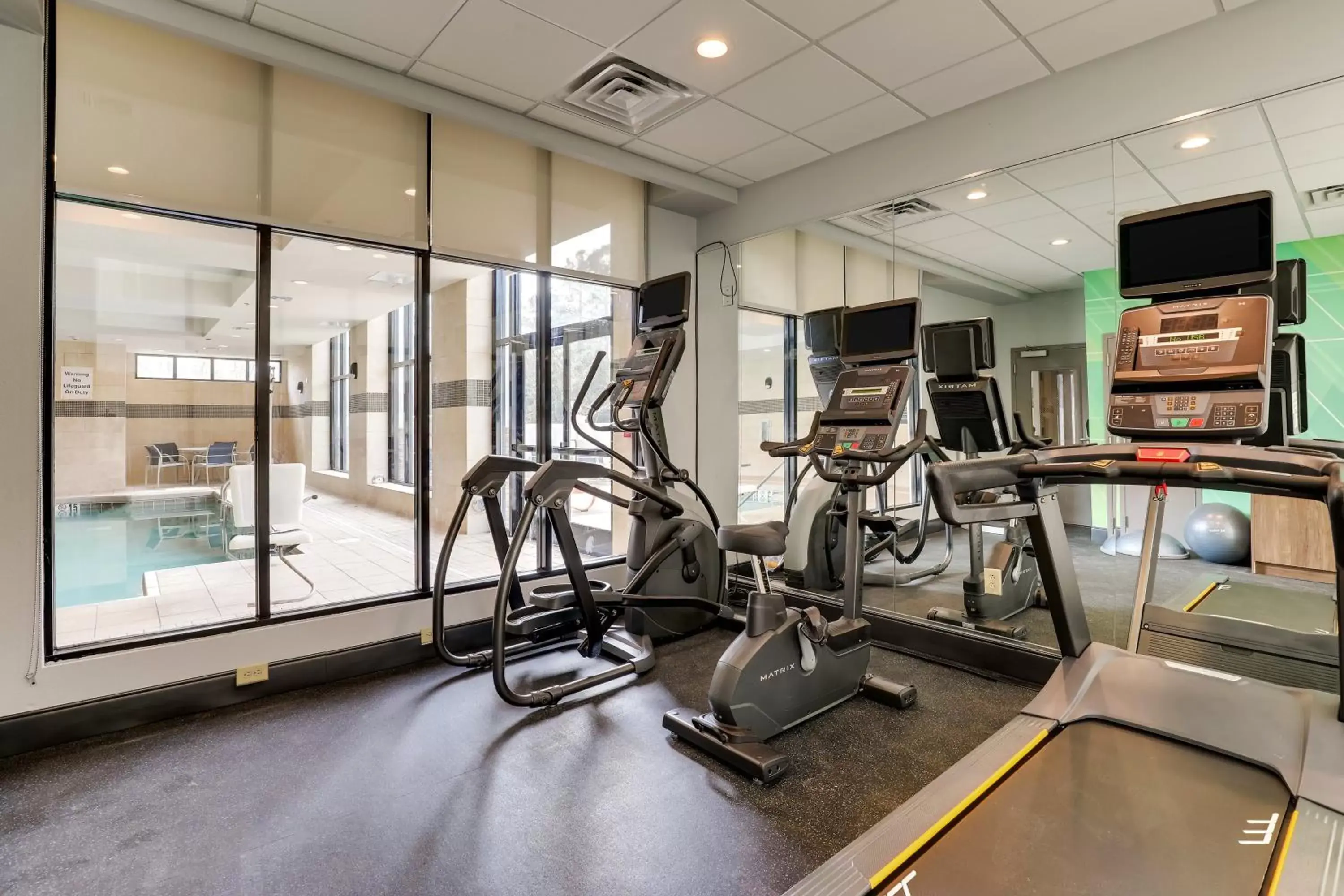Fitness centre/facilities in Holiday Inn Mobile Airport by IHG Fitness centre/facilities in Holiday Inn Mobile Airport by IHG