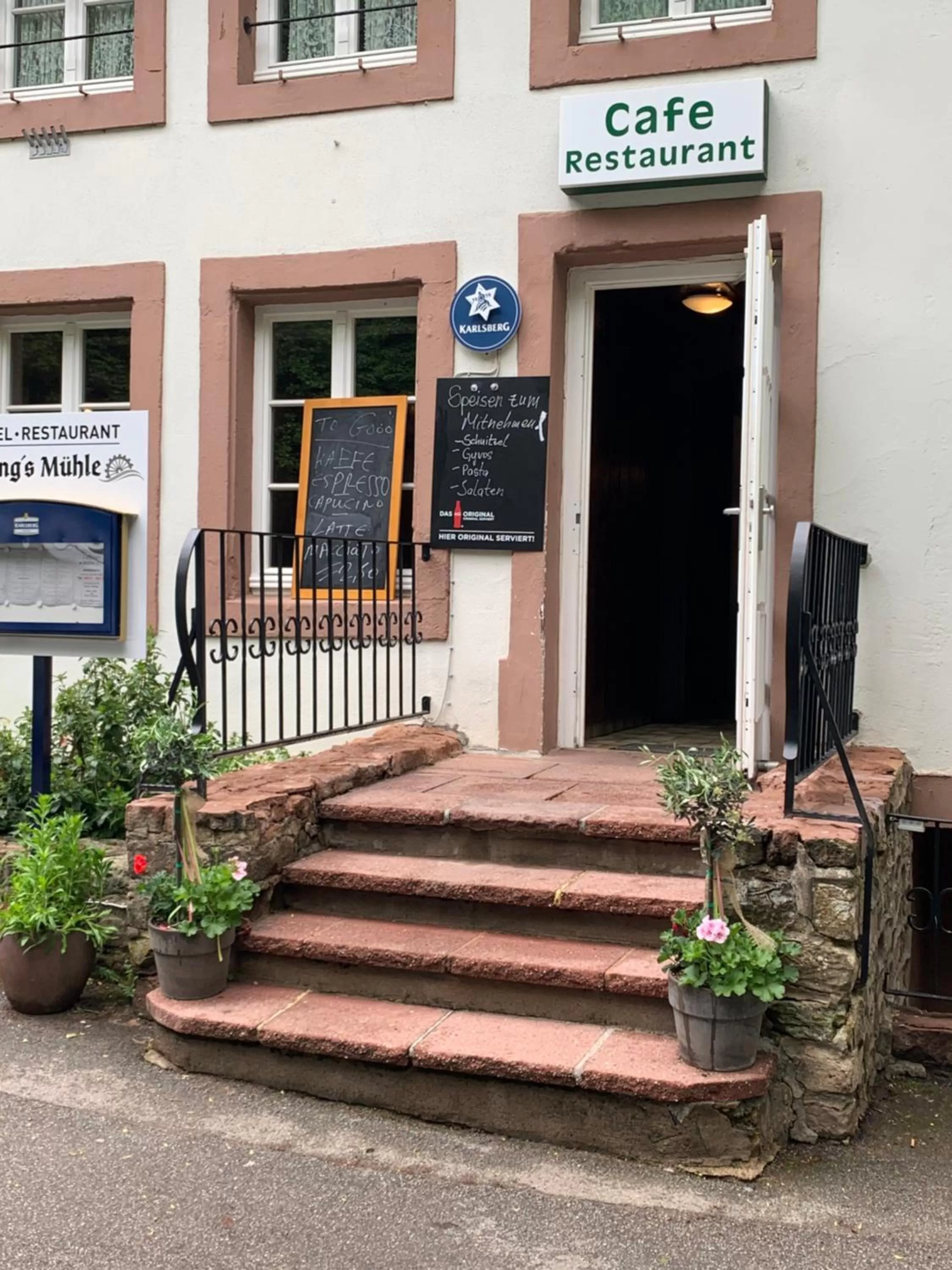 Restaurant/places to eat in Hotel Restaurant El Greco bei der Taffingsmühle