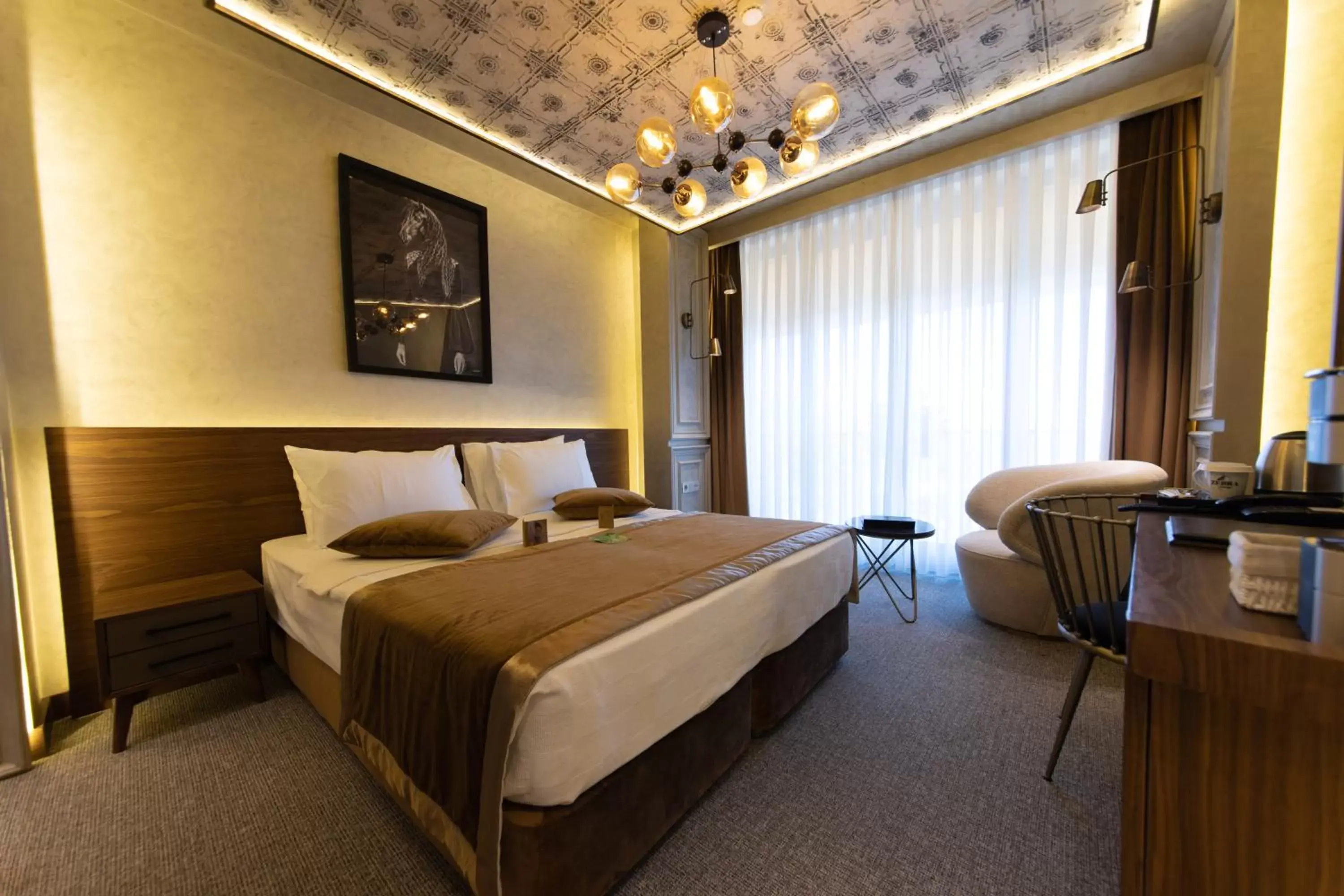 Bedroom, Bed in Tonight Hotel Port