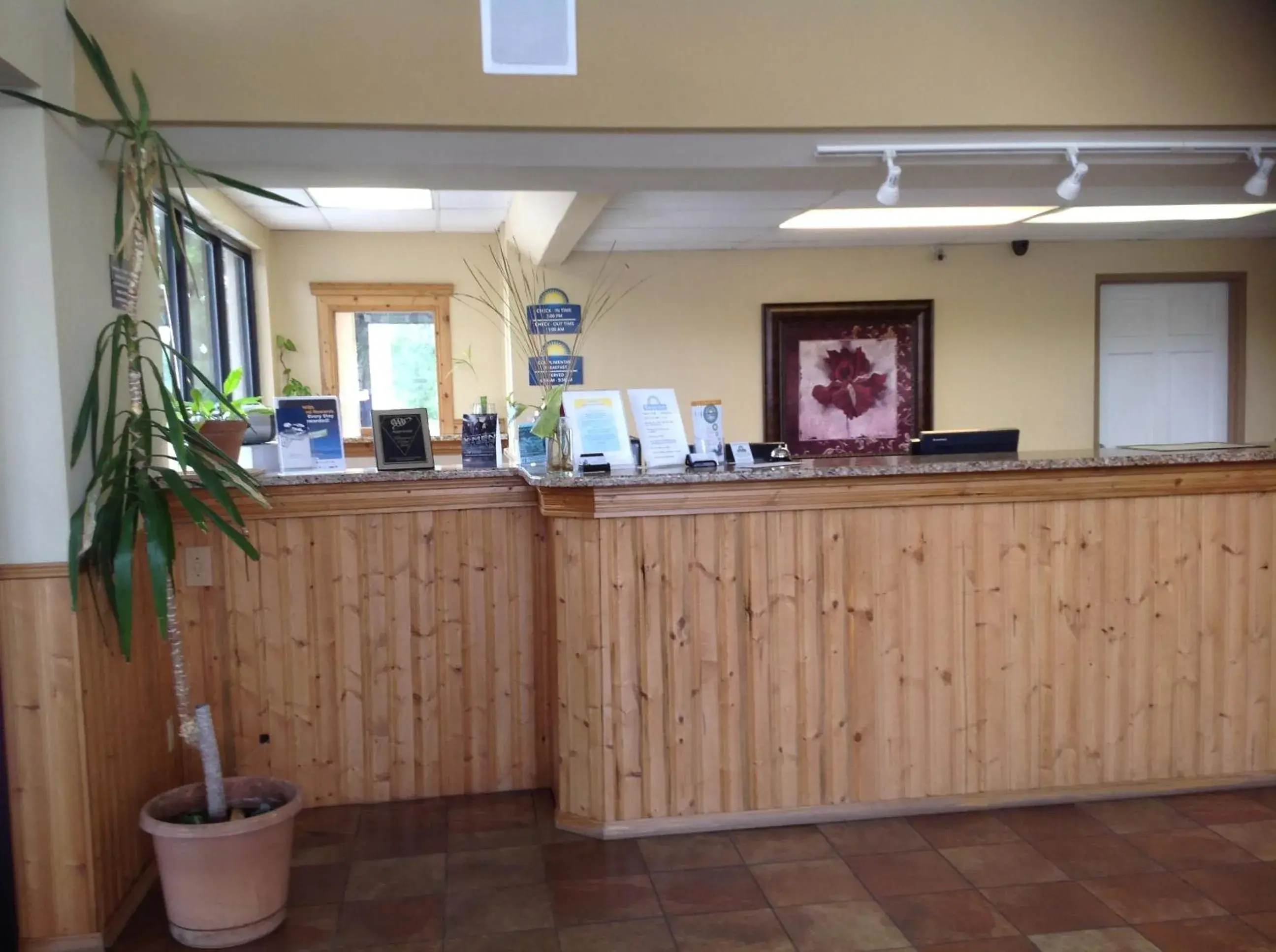 Lobby or reception, Lobby/Reception in Days Inn by Wyndham Clinton