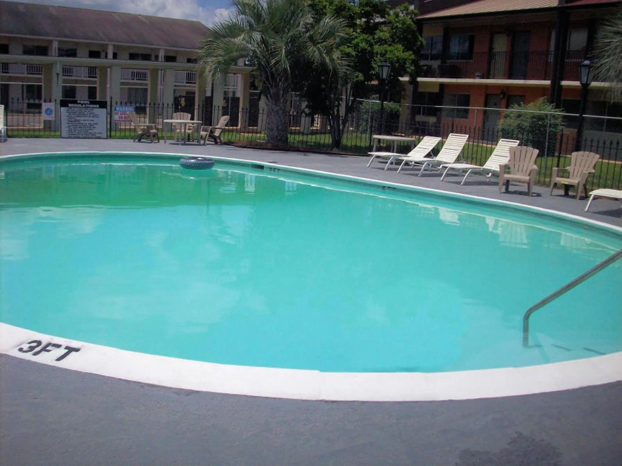 Swimming pool in Days Inn by Wyndham Dothan