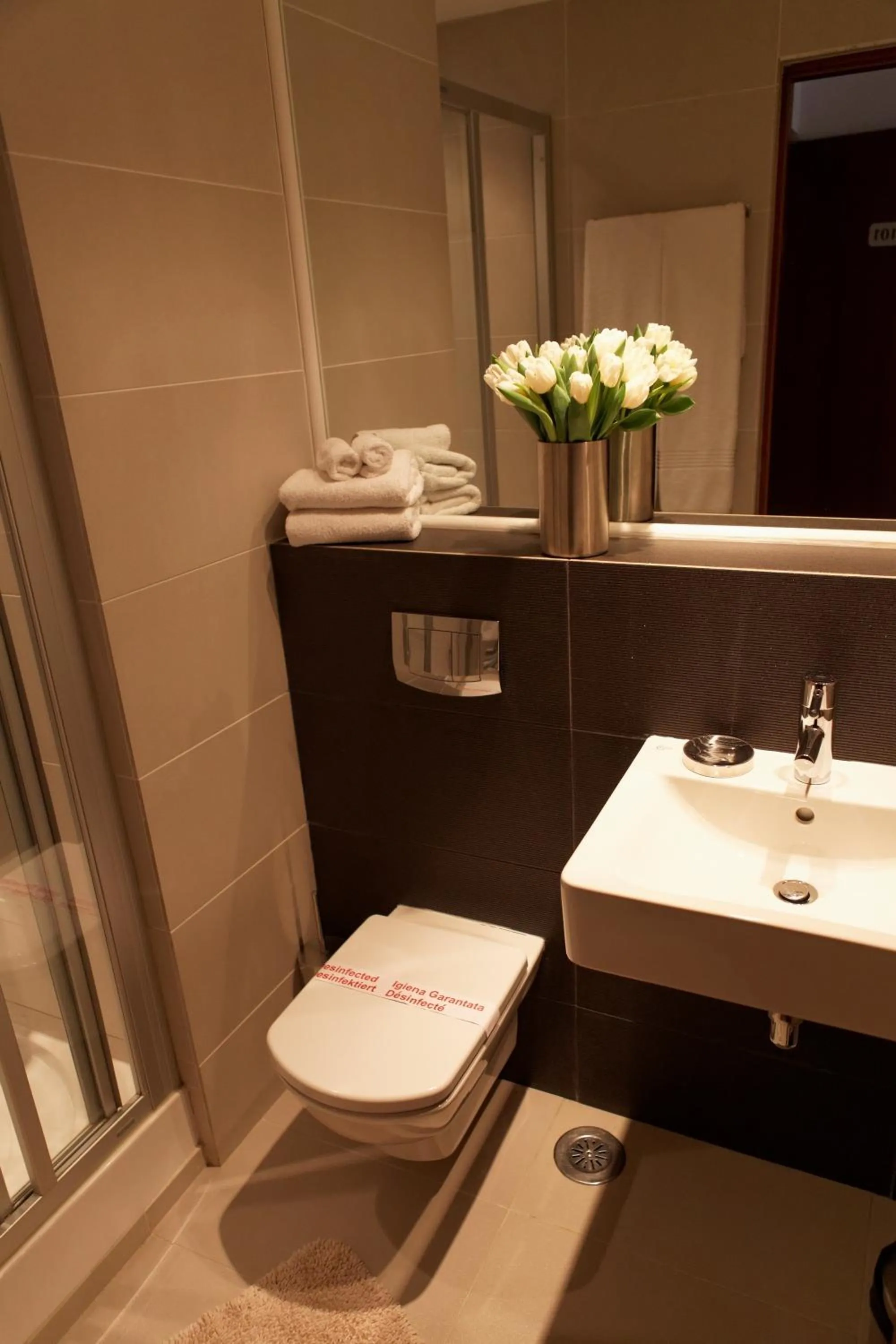 Shower in Unique Boutique